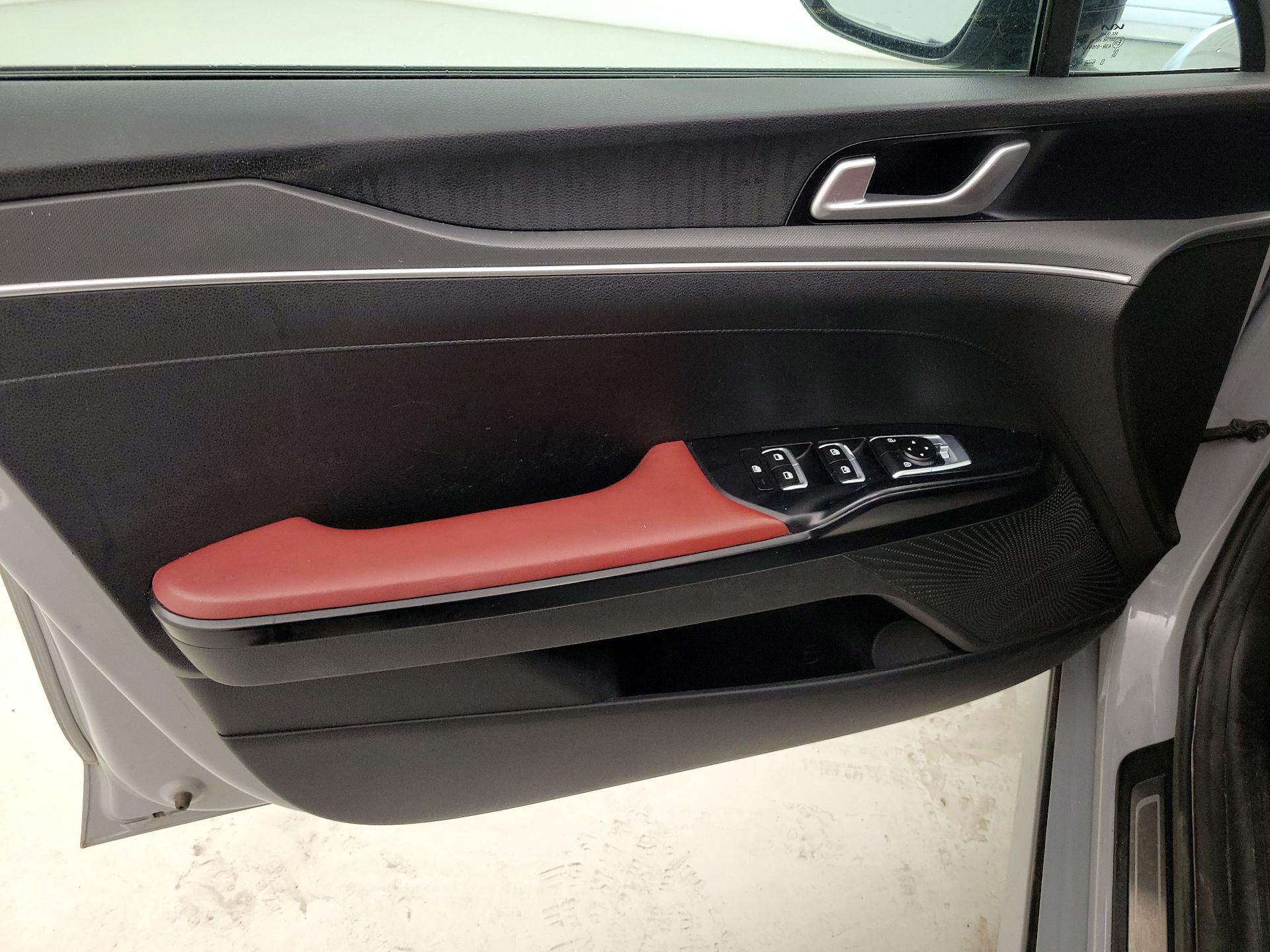 Thumbnail: 2022 Kia K5 - 12