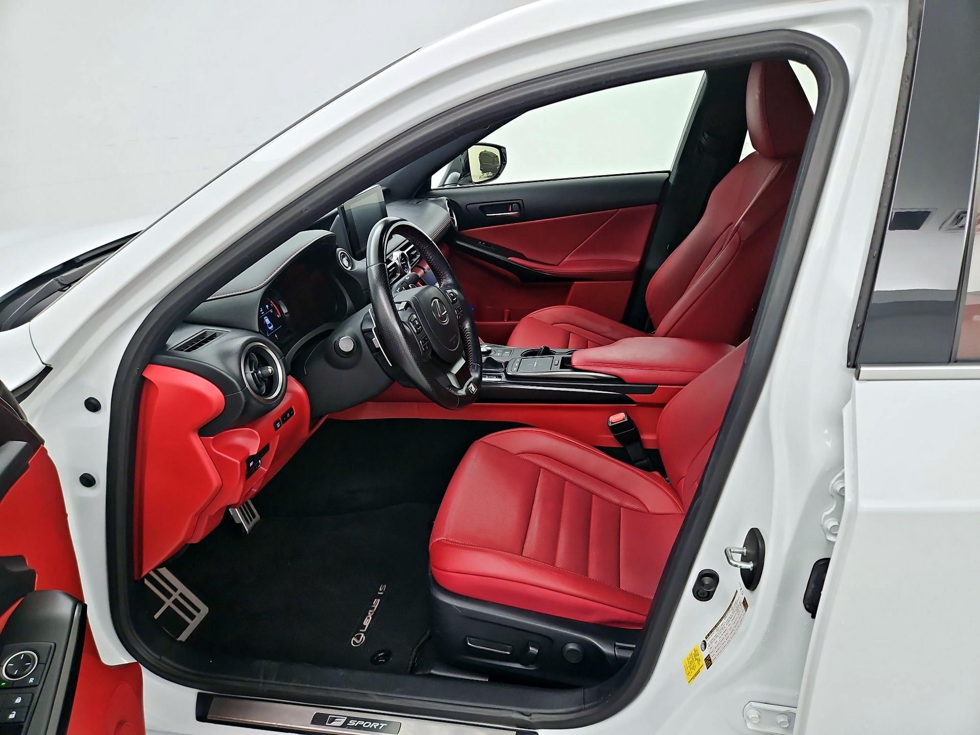 Thumbnail: 2021 Lexus IS - 11