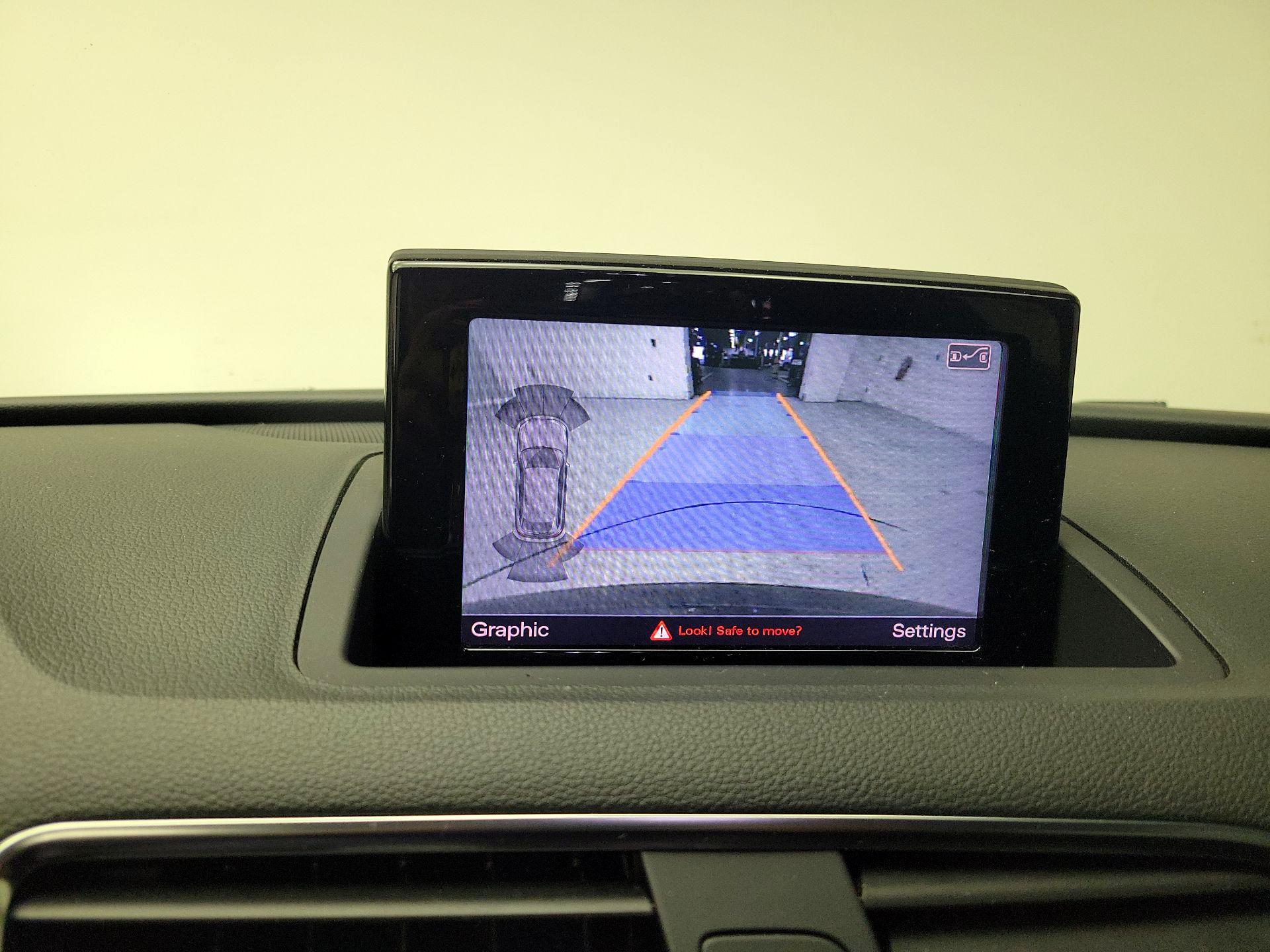 Thumbnail: 2018 Audi Q3 - 15