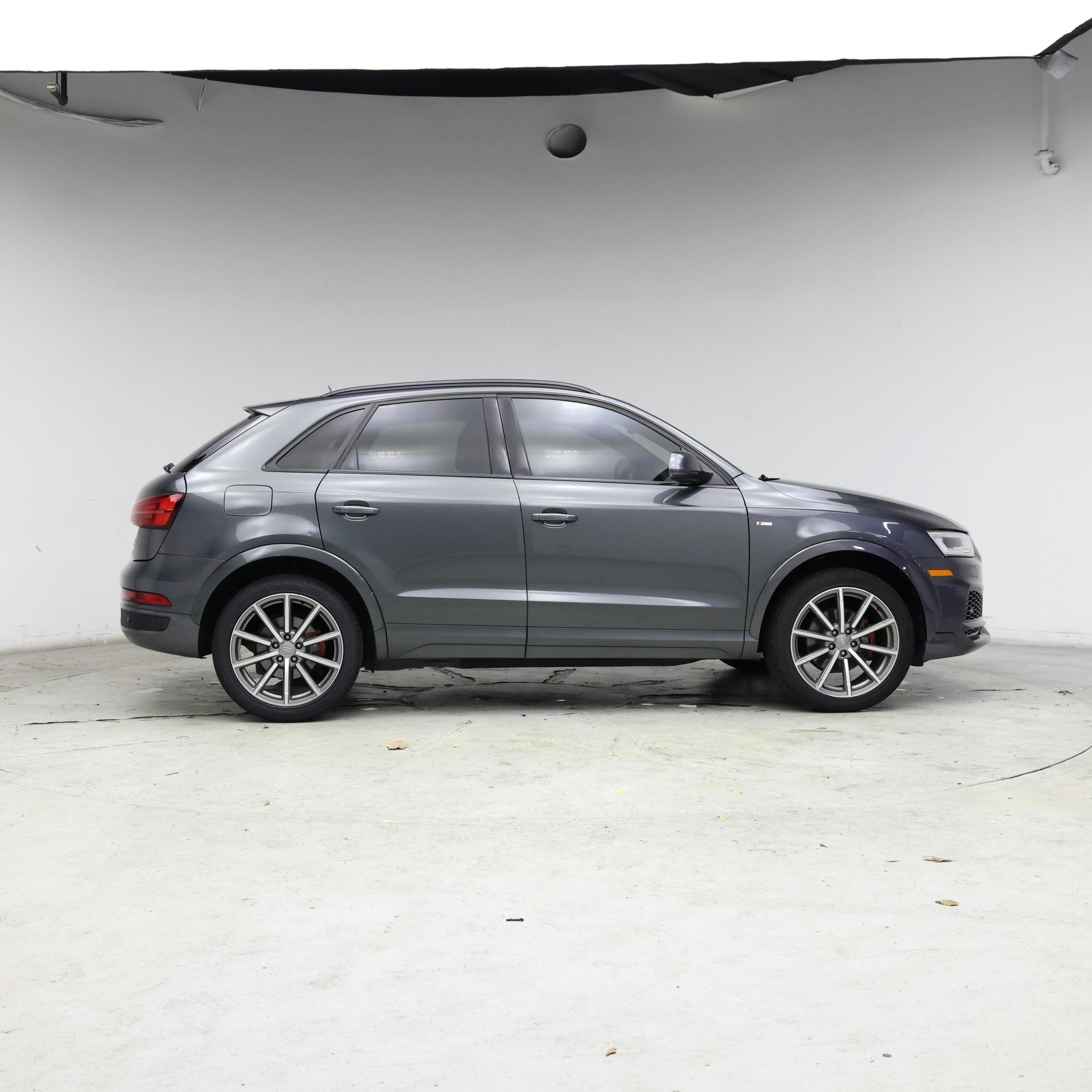 Thumbnail: 2018 Audi Q3 - 7