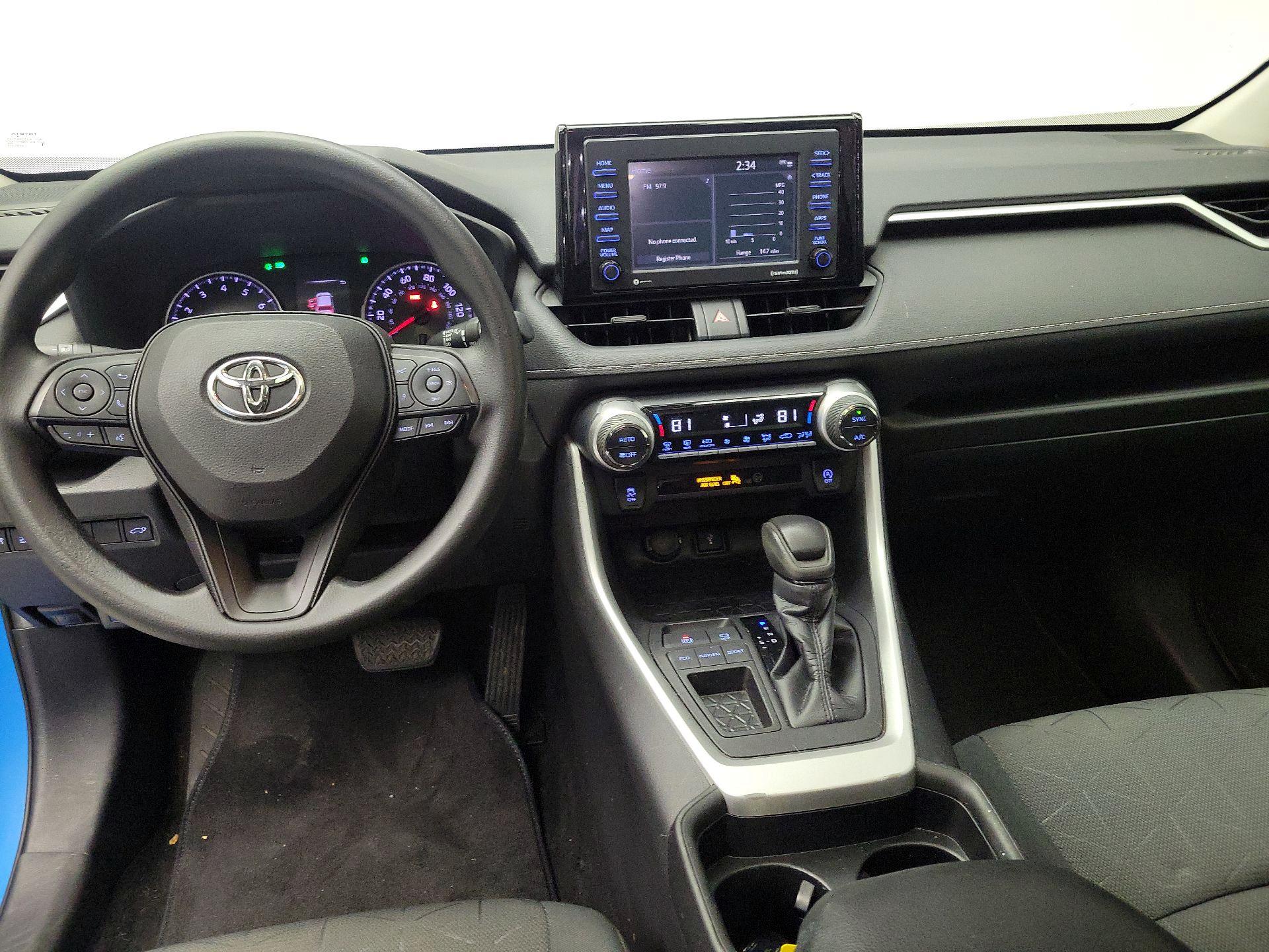 Thumbnail: 2021 Toyota RAV4 - 9