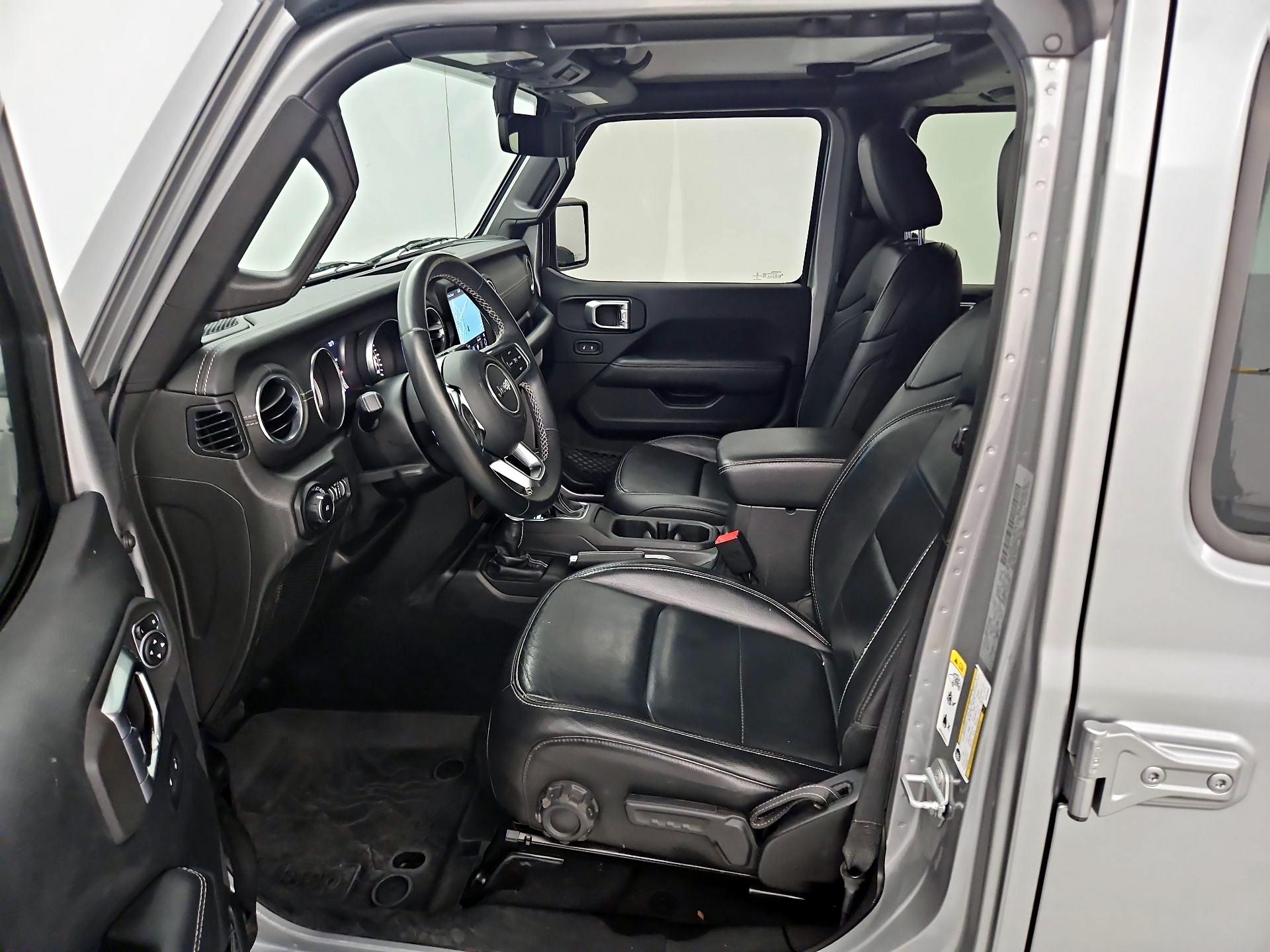 Thumbnail: 2019 Jeep Wrangler - 11