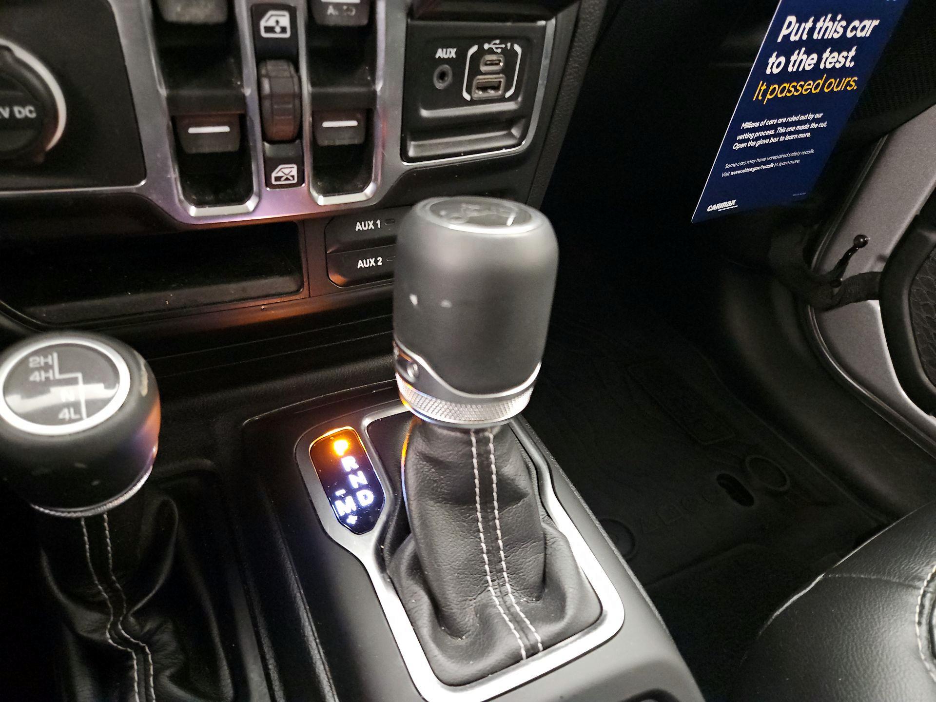 Thumbnail: 2019 Jeep Wrangler - 18