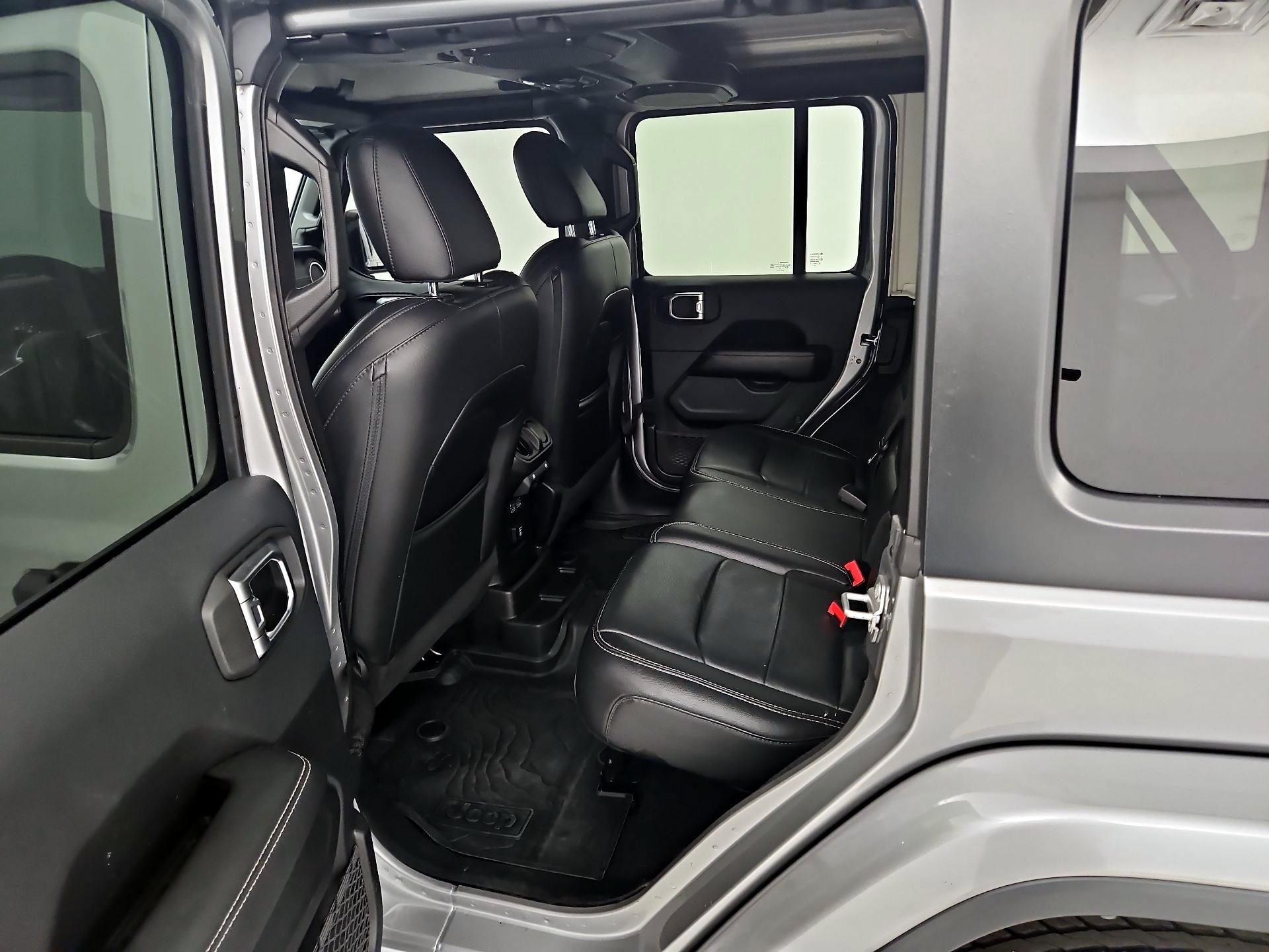 Thumbnail: 2019 Jeep Wrangler - 20