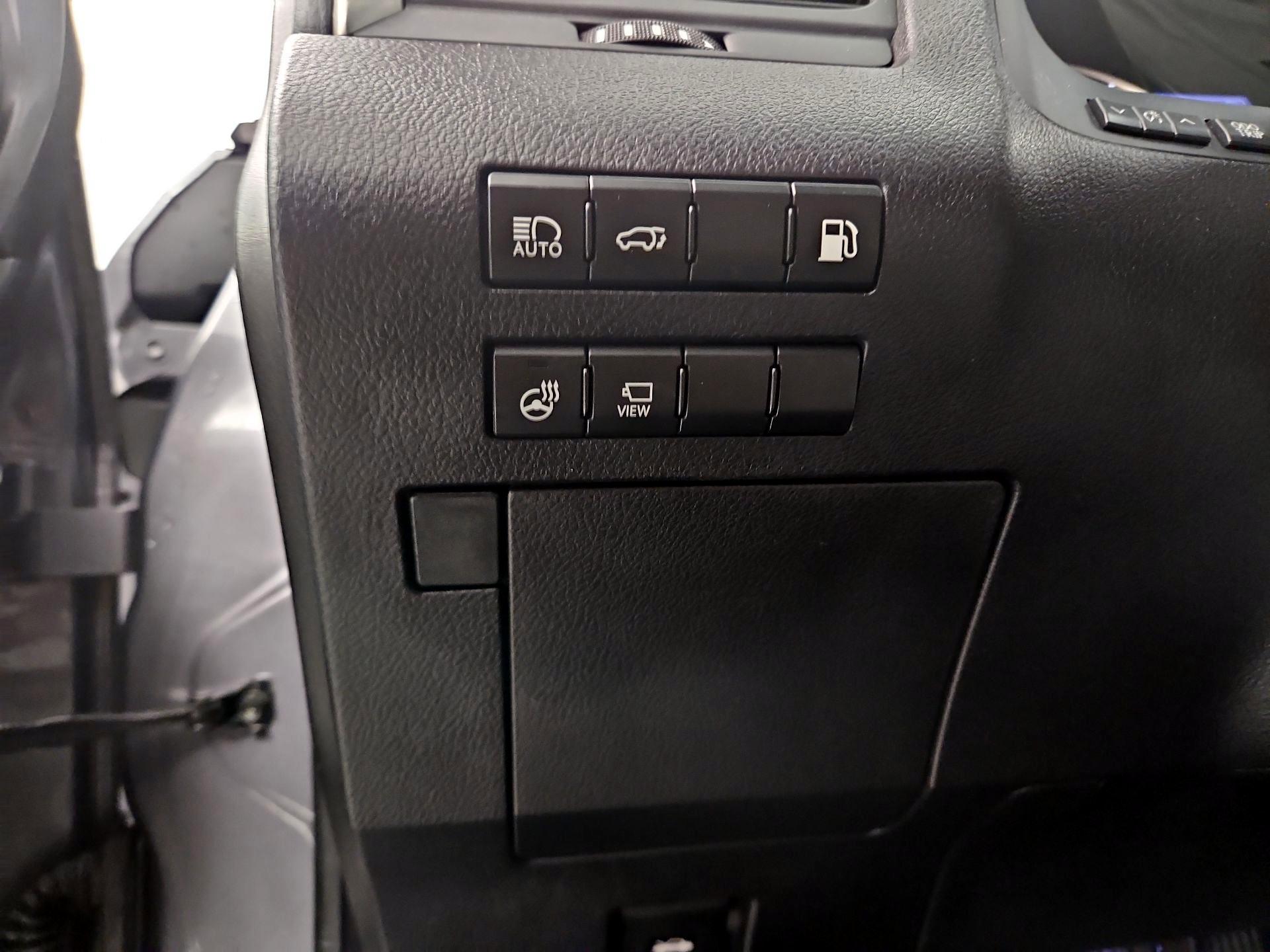 Thumbnail: 2017 Lexus RX - 13