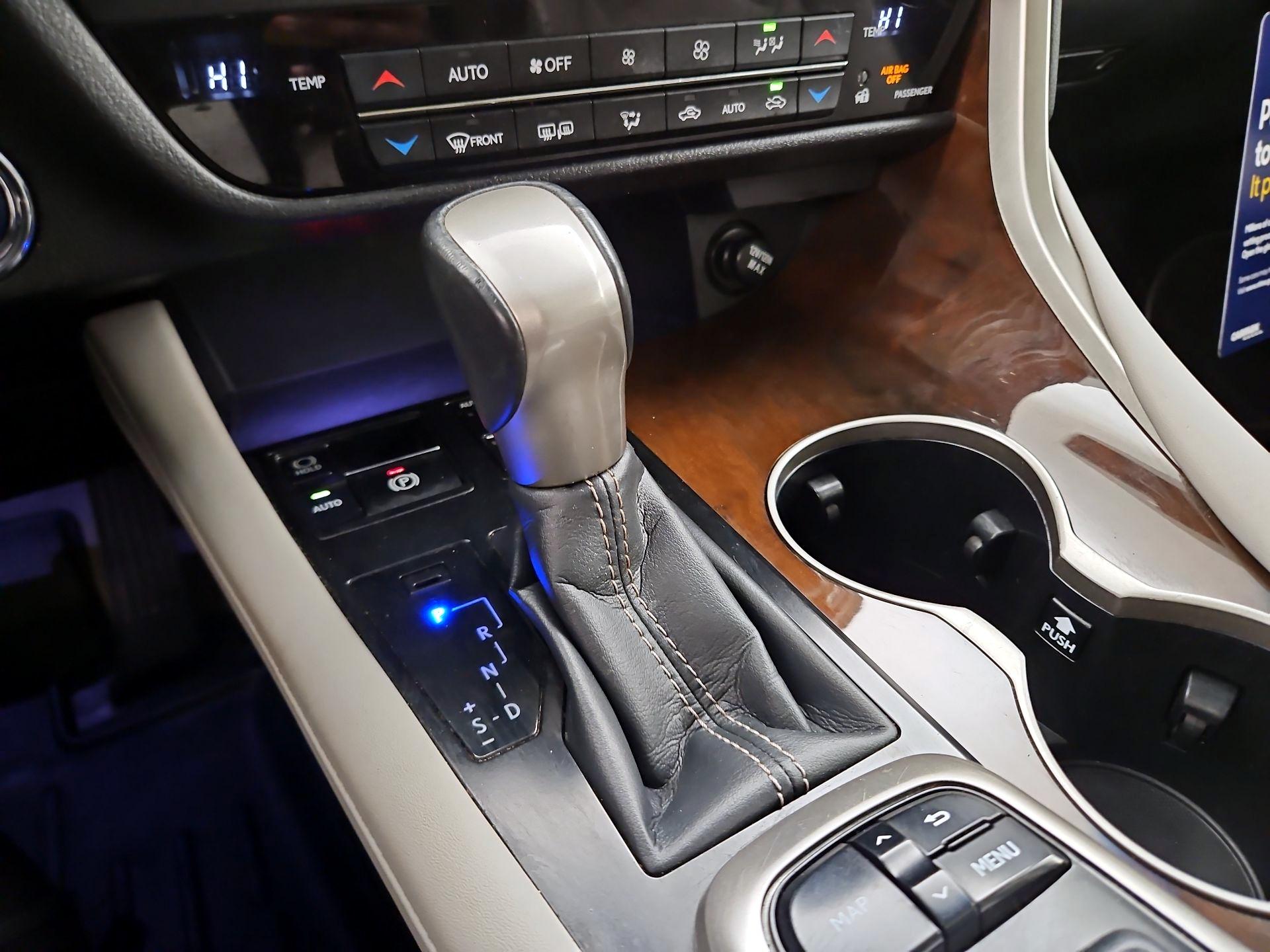 Thumbnail: 2017 Lexus RX - 18