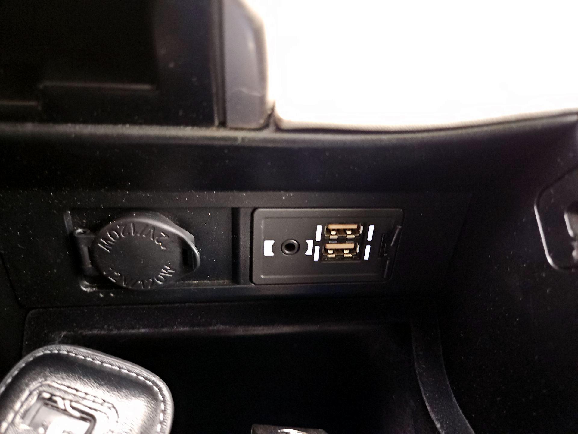 Thumbnail: 2017 Lexus RX - 19