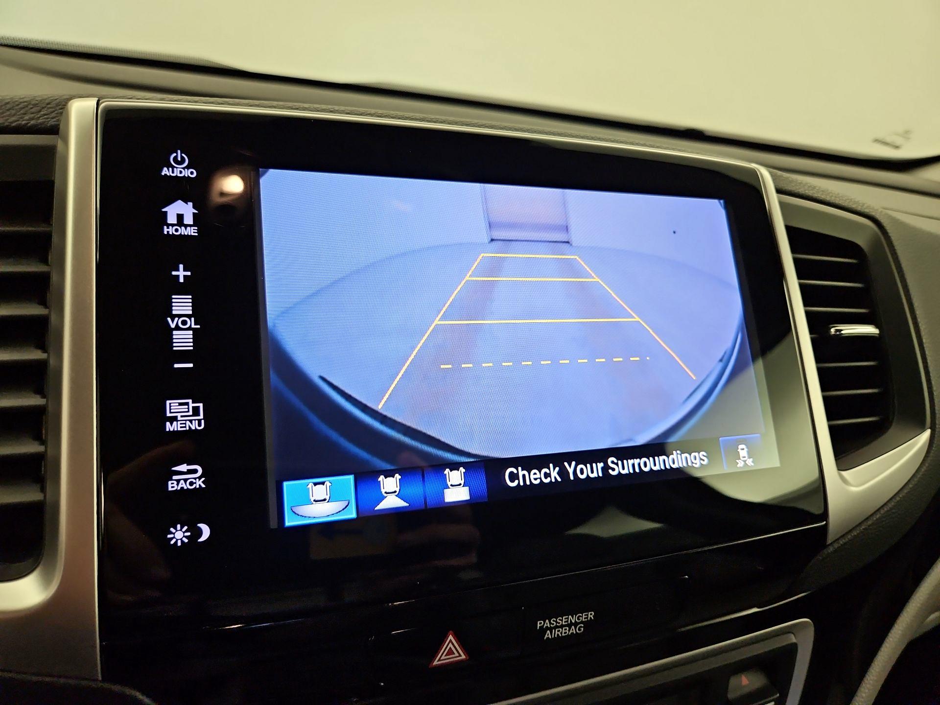 Thumbnail: 2017 Honda Ridgeline - 15