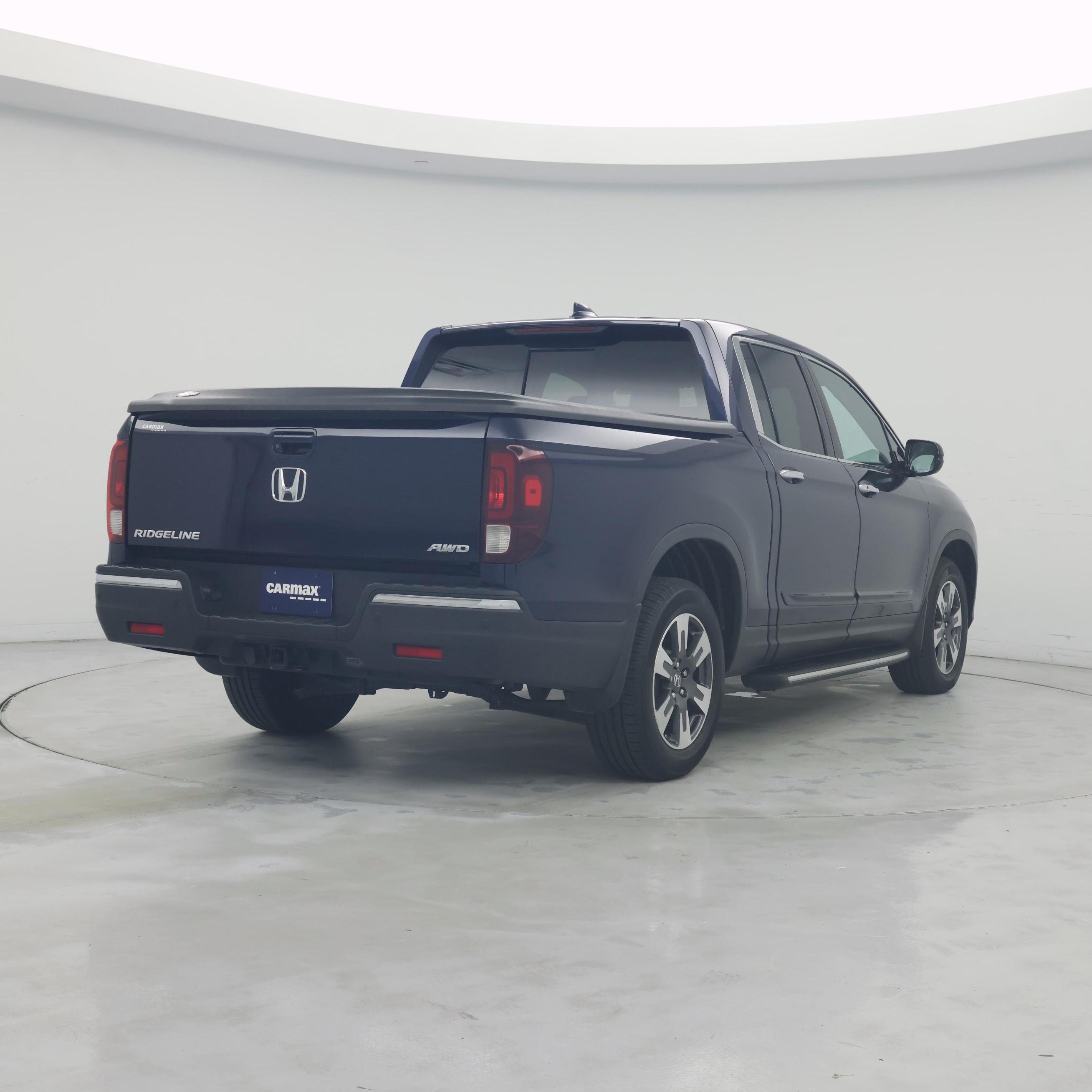 Thumbnail: 2017 Honda Ridgeline - 8