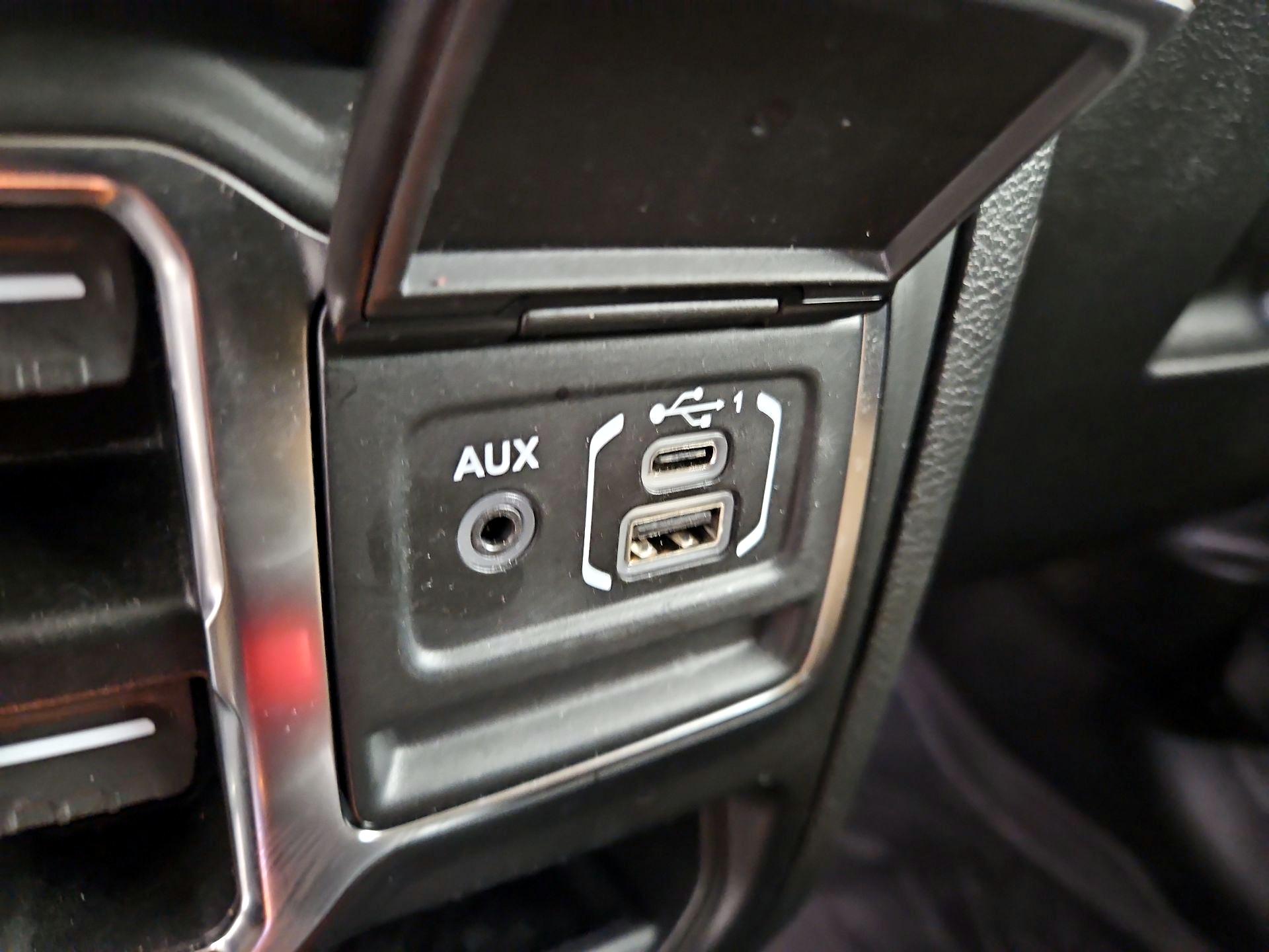 Thumbnail: 2021 Jeep Wrangler - 19