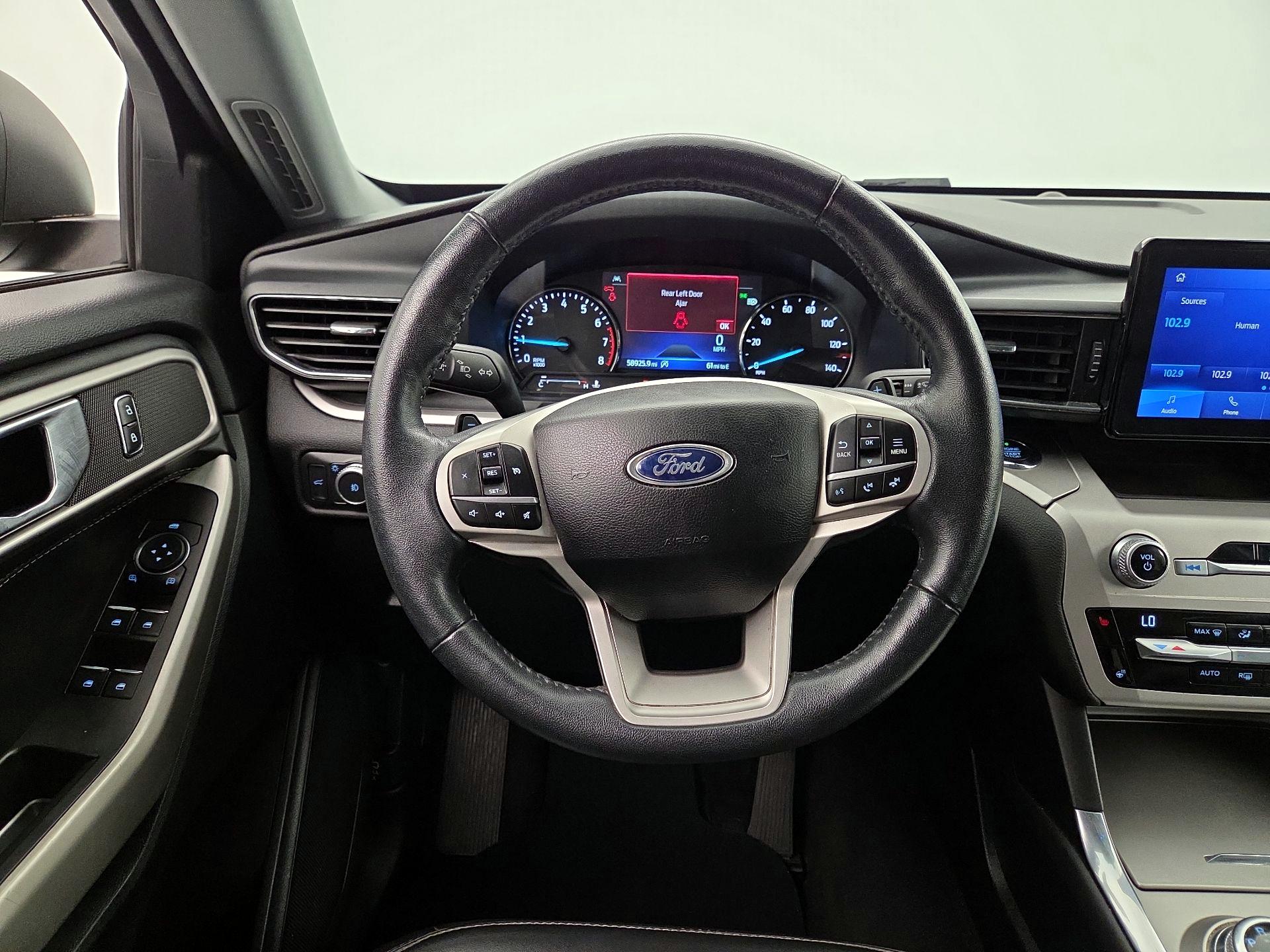 Thumbnail: 2021 Ford Explorer - 10