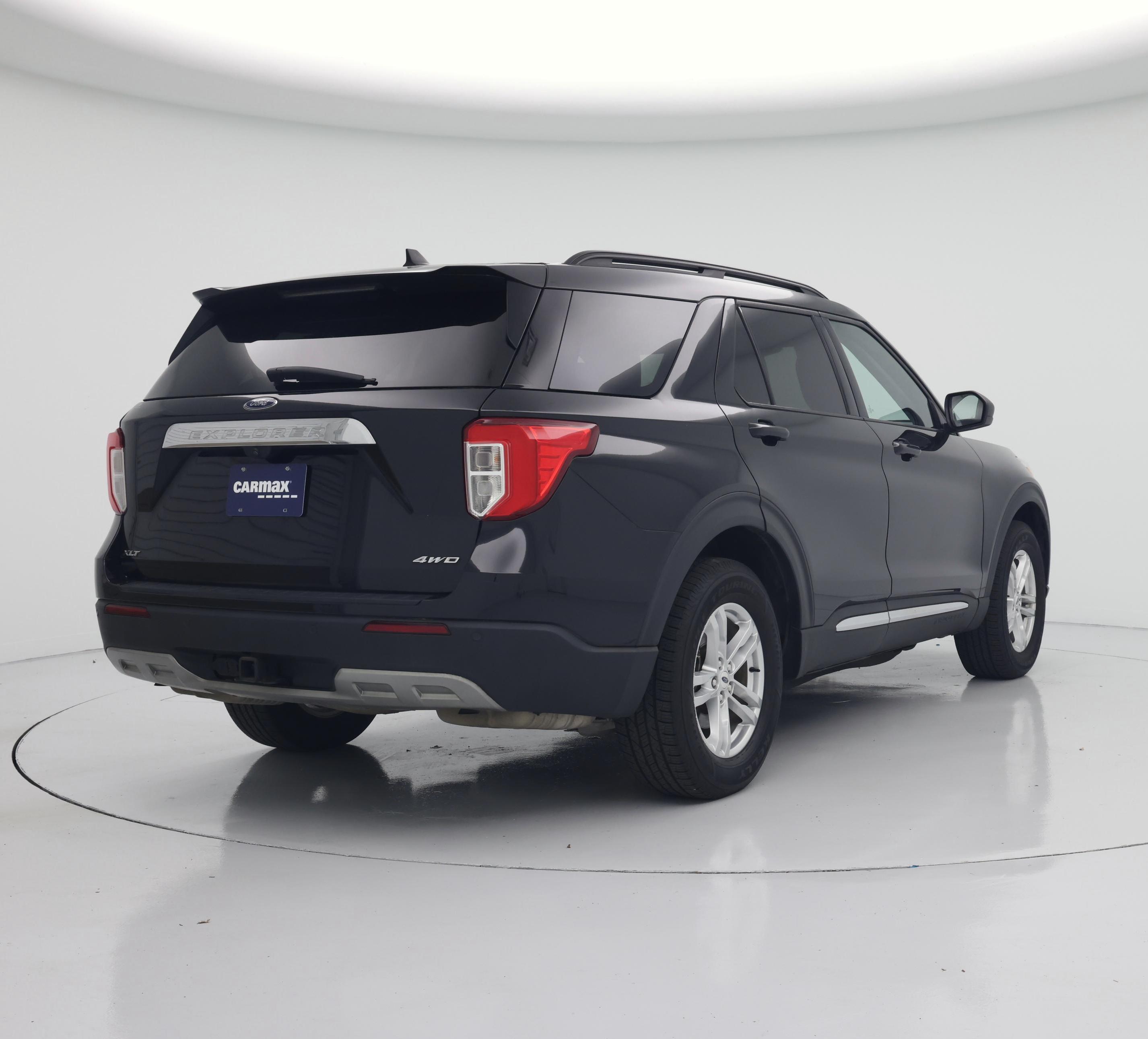 Thumbnail: 2021 Ford Explorer - 8
