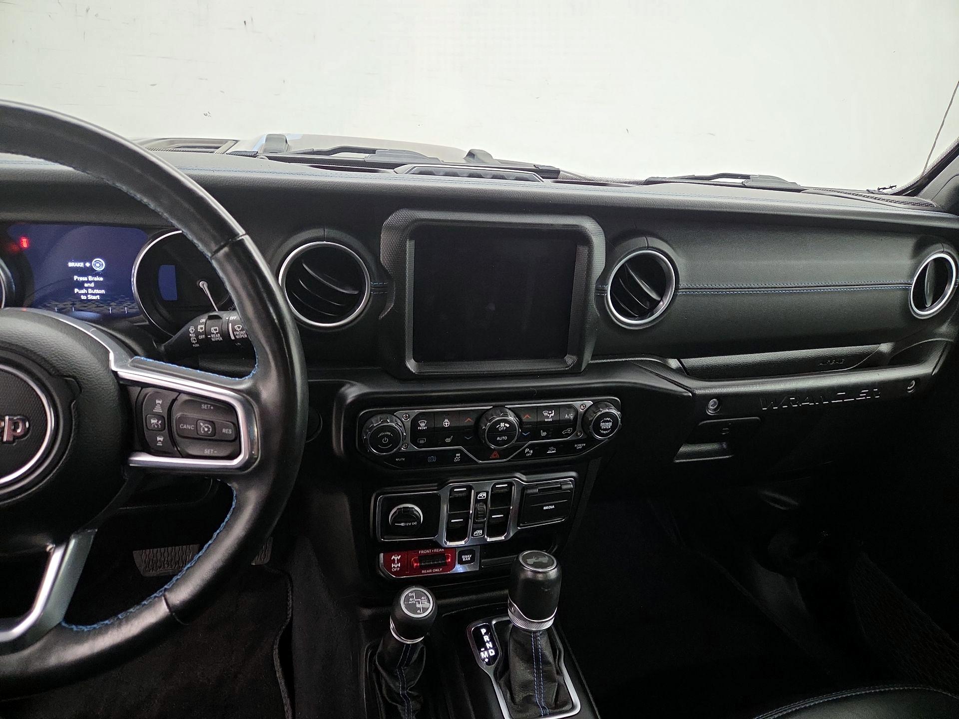 Thumbnail: 2021 Jeep Wrangler - 9