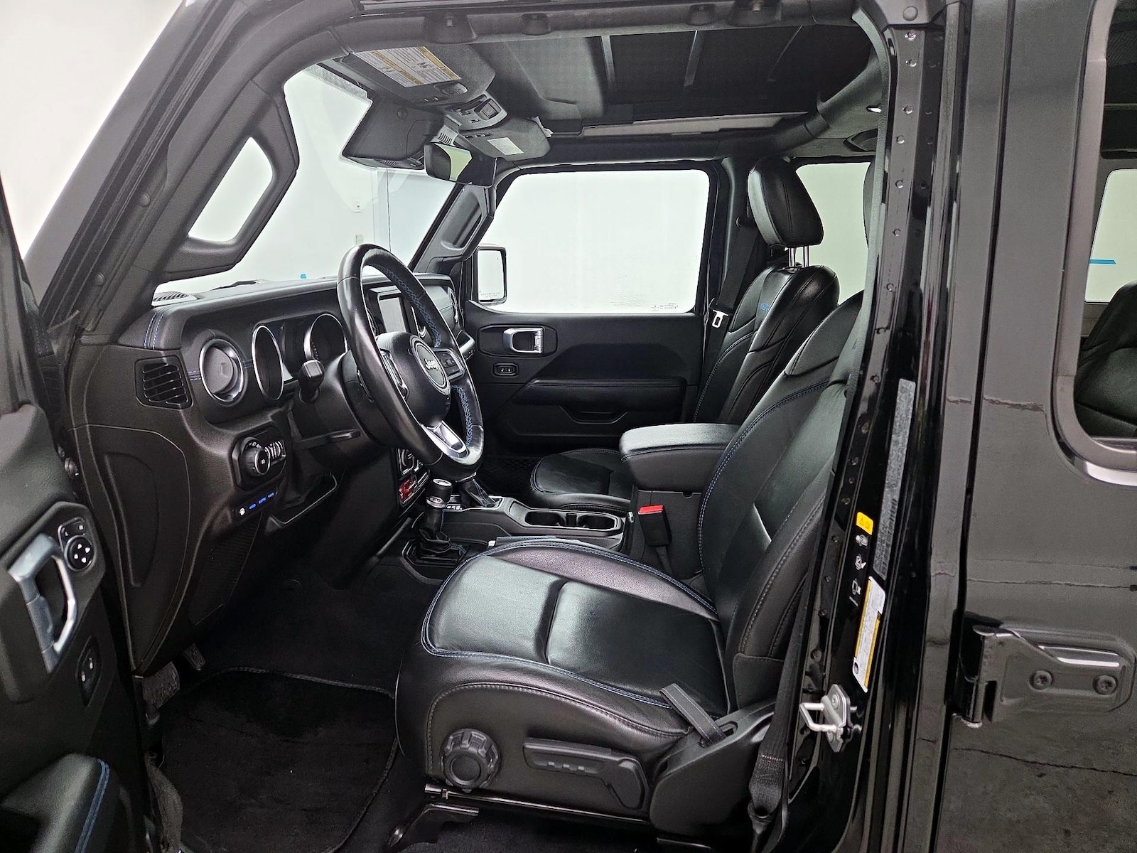 2021 Jeep Wrangler Unlimited Rubicon 4XE - Photo 12
