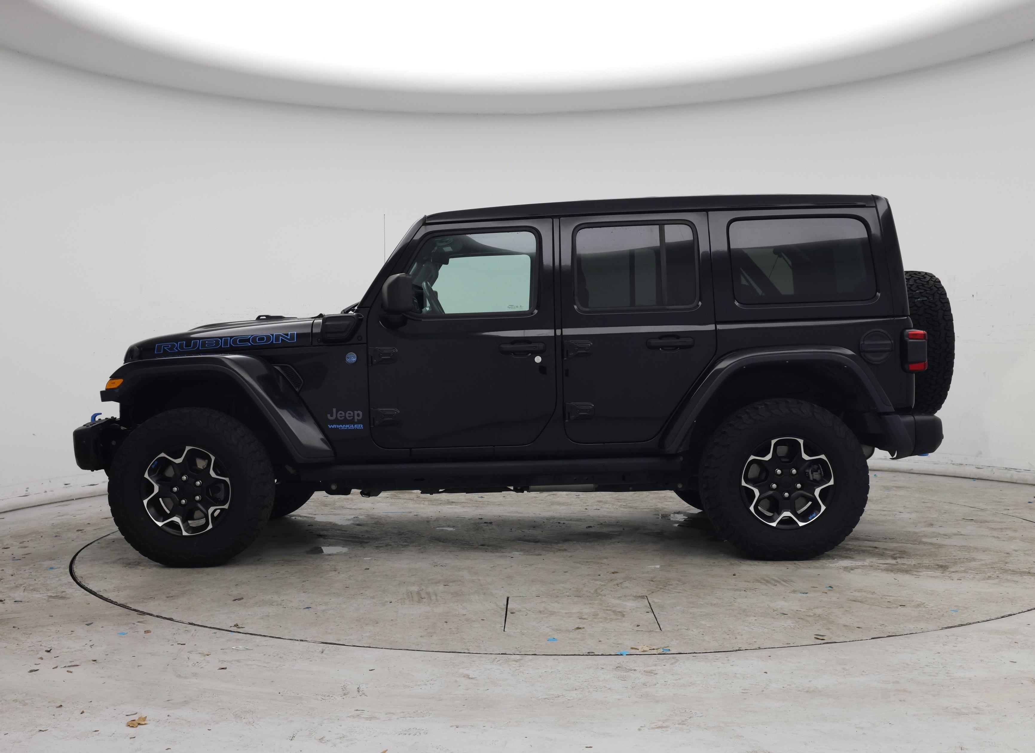 Thumbnail: 2021 Jeep Wrangler - 3