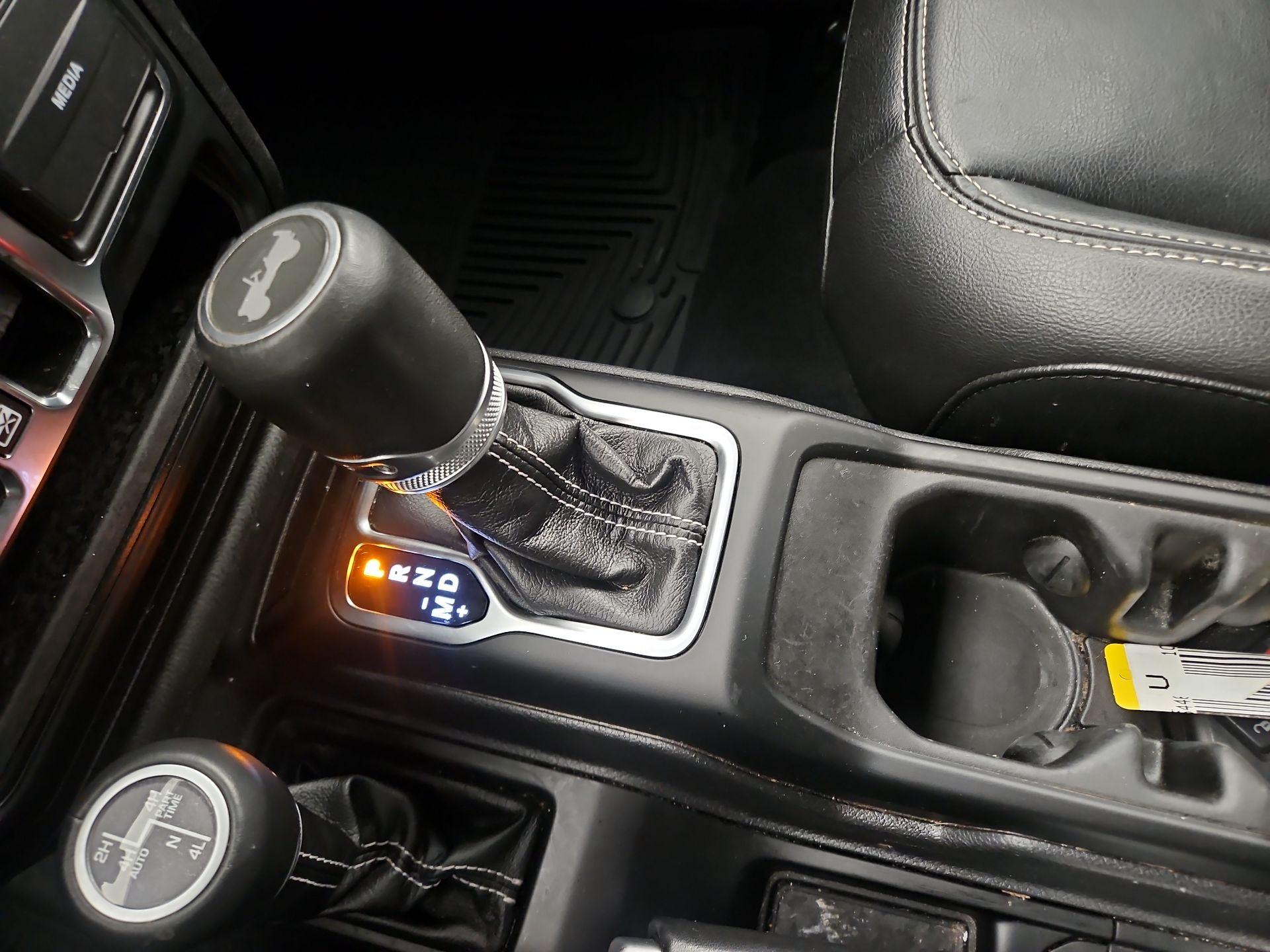 Thumbnail: 2021 Jeep Wrangler - 18