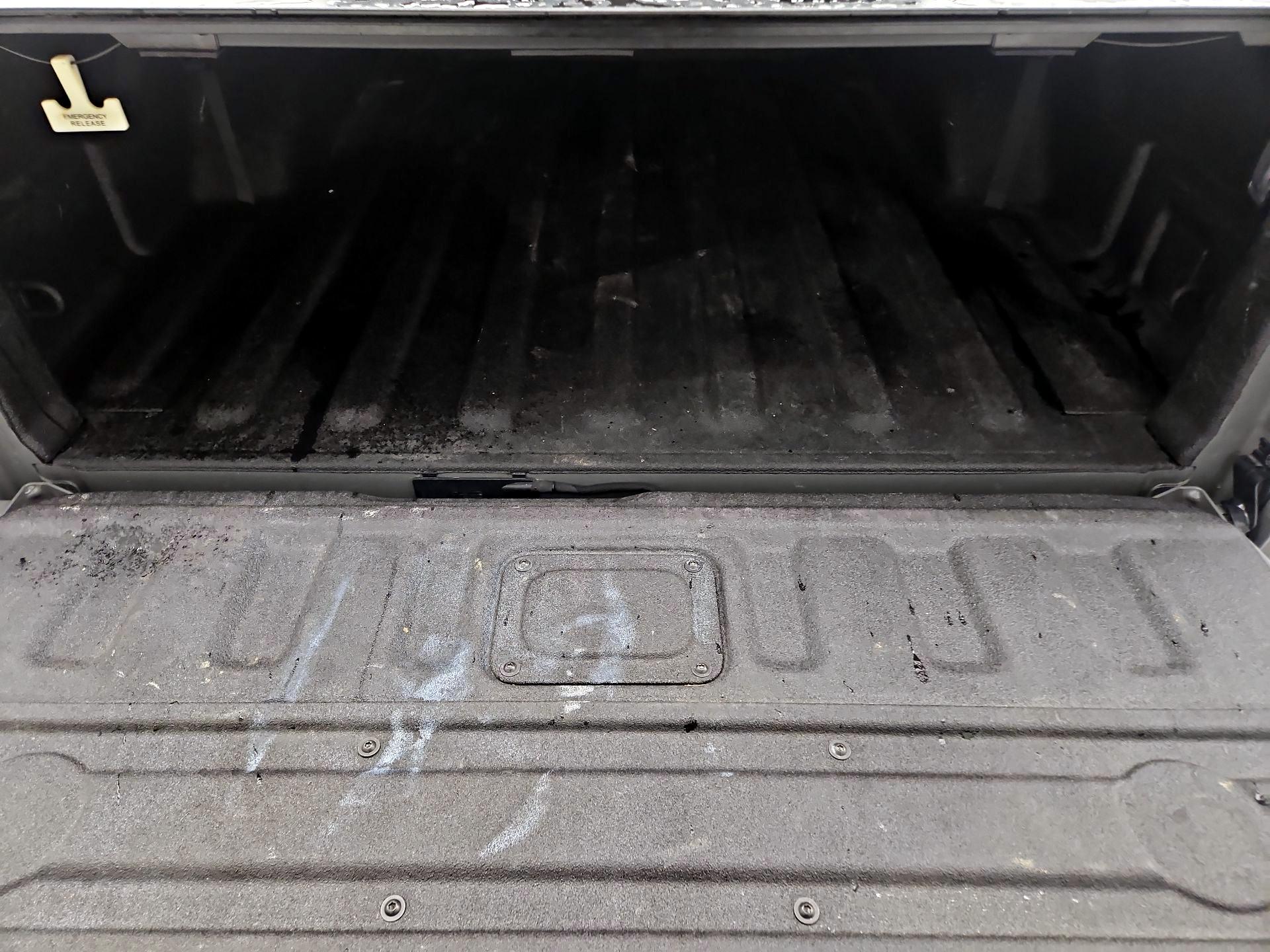 Thumbnail: 2022 Jeep Gladiator - 20