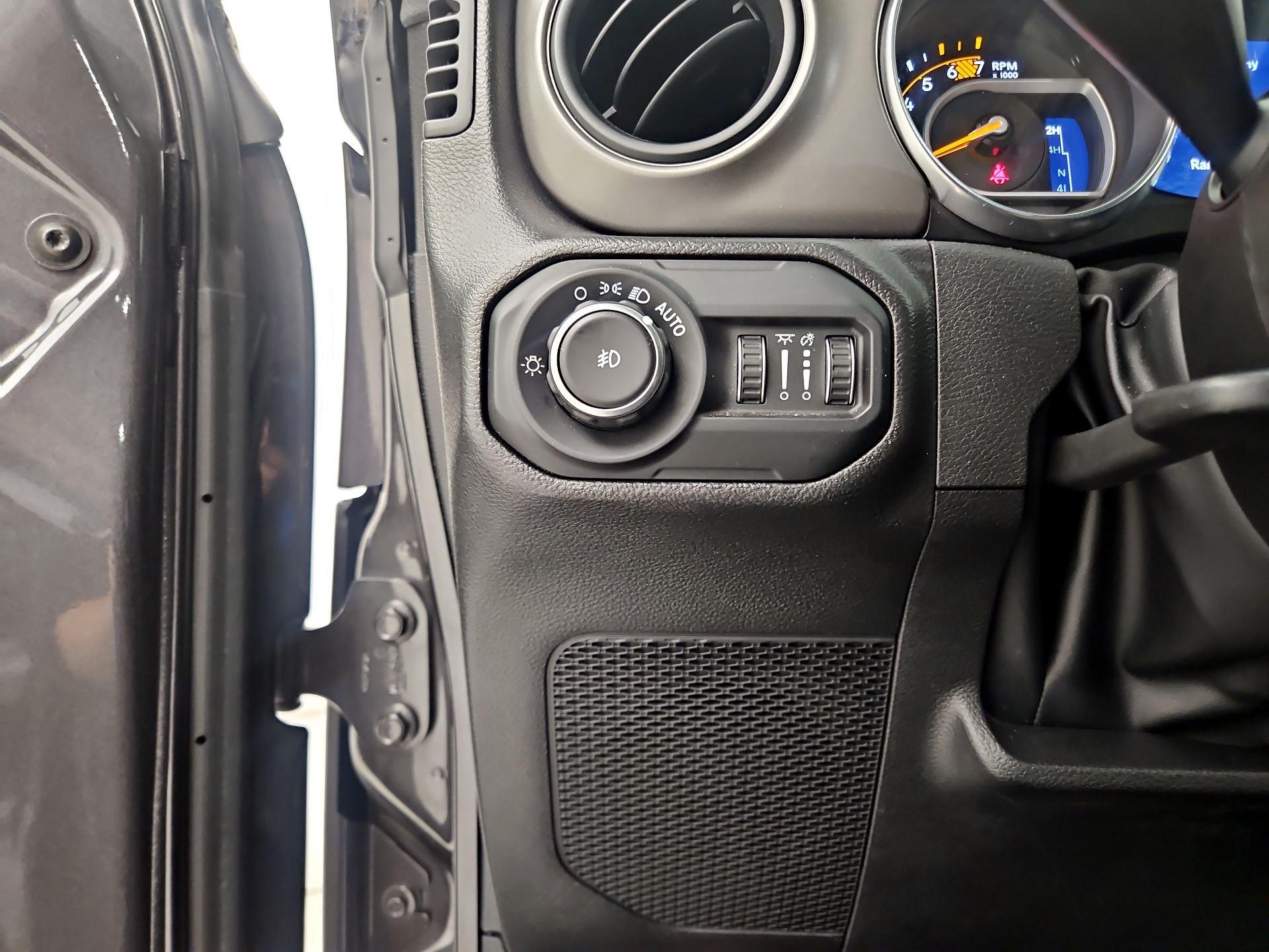 Thumbnail: 2021 Jeep Wrangler - 13