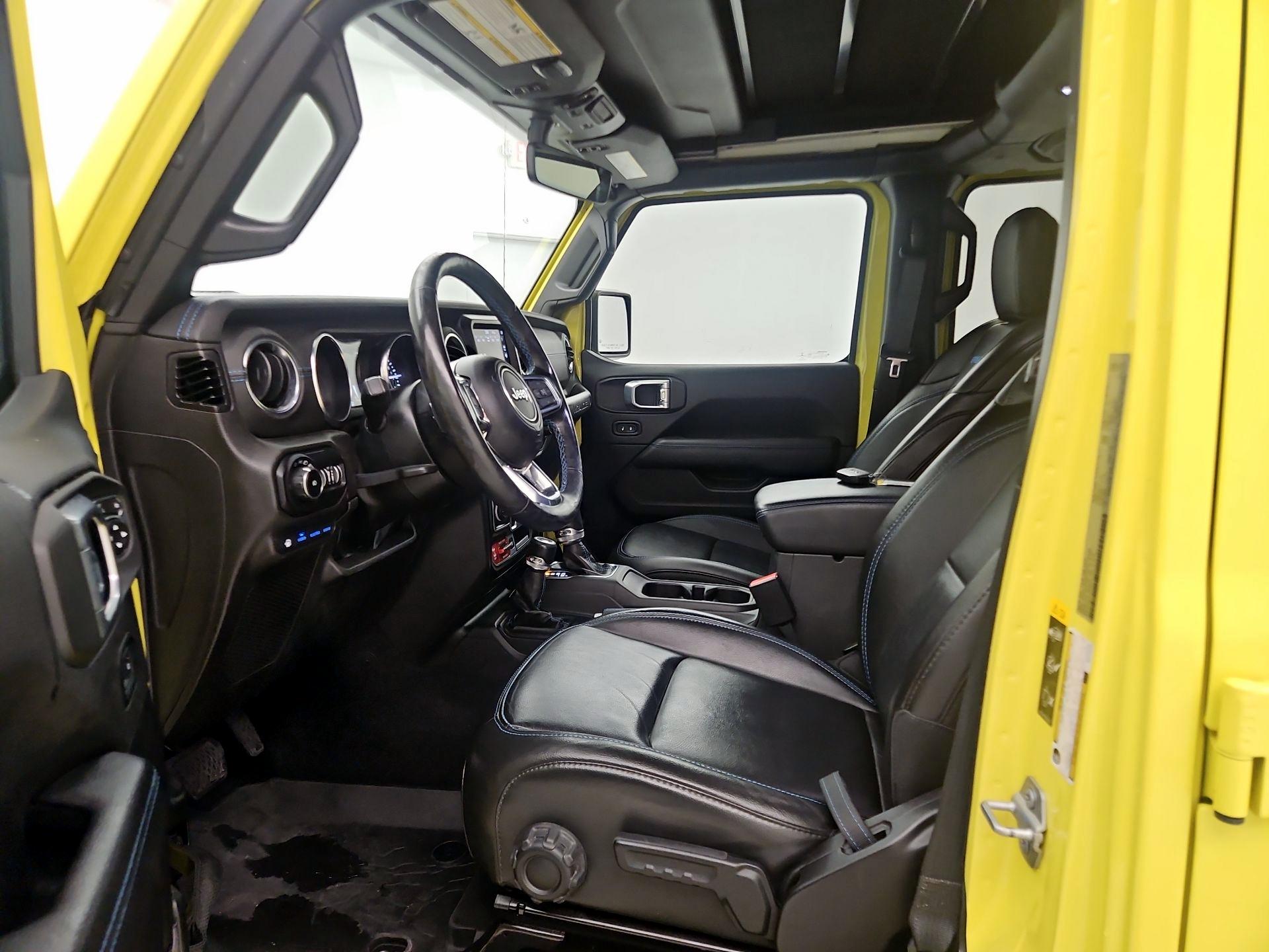 Thumbnail: 2022 Jeep Wrangler - 11