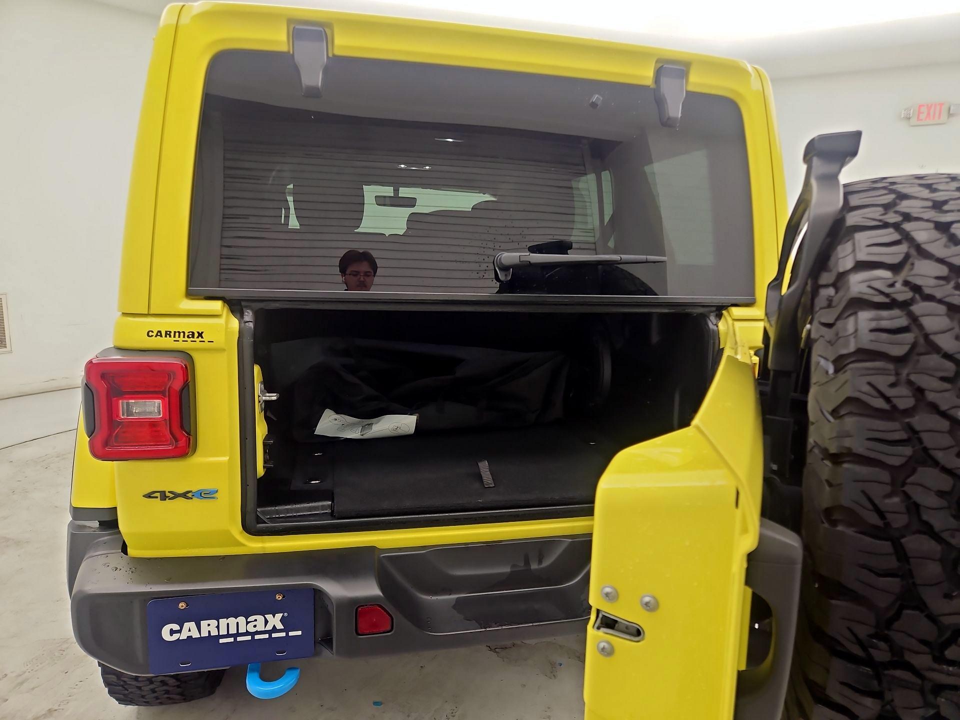 Thumbnail: 2022 Jeep Wrangler - 20