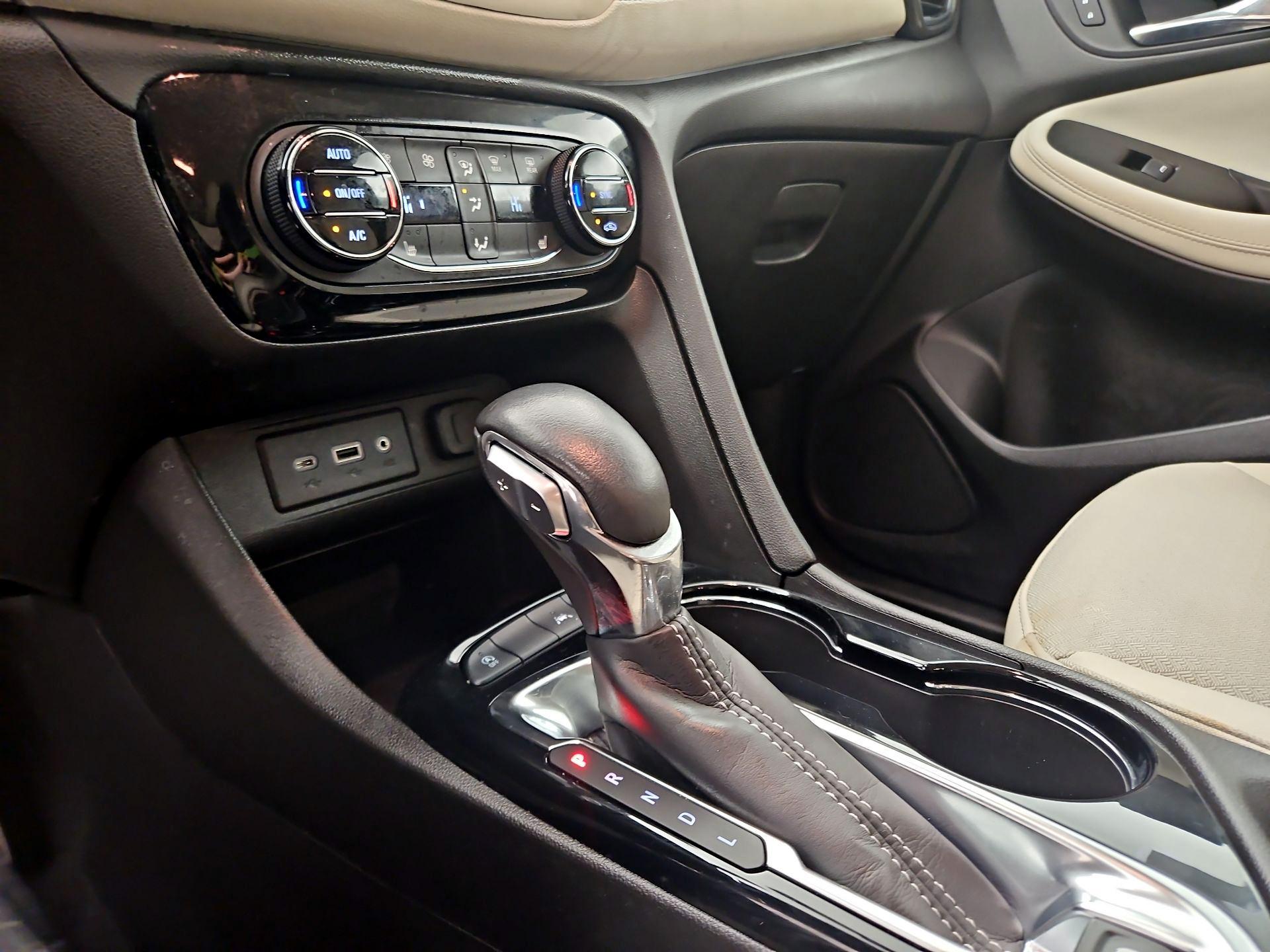 Thumbnail: 2022 Buick Encore GX - 17