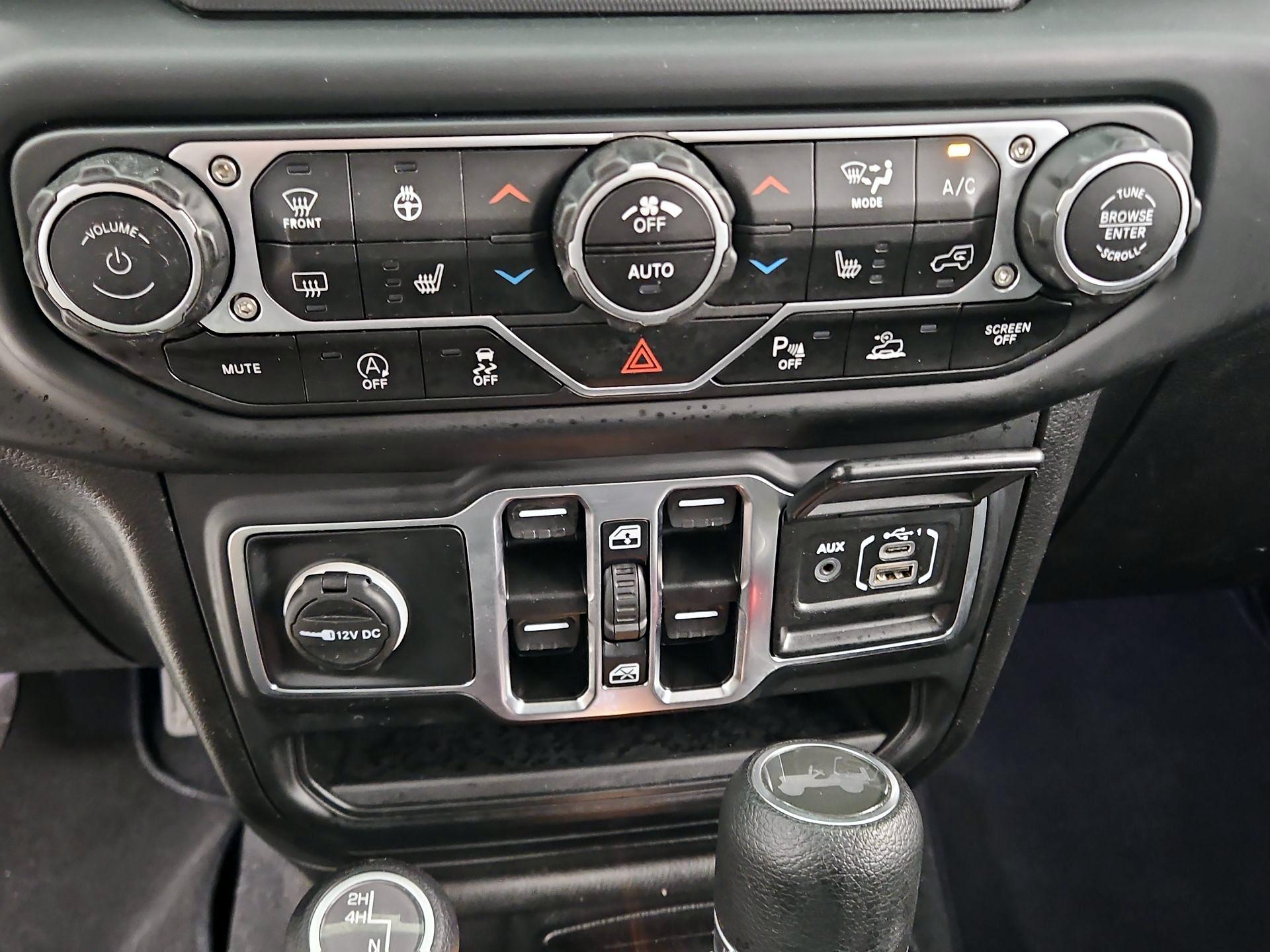 Thumbnail: 2021 Jeep Wrangler - 16