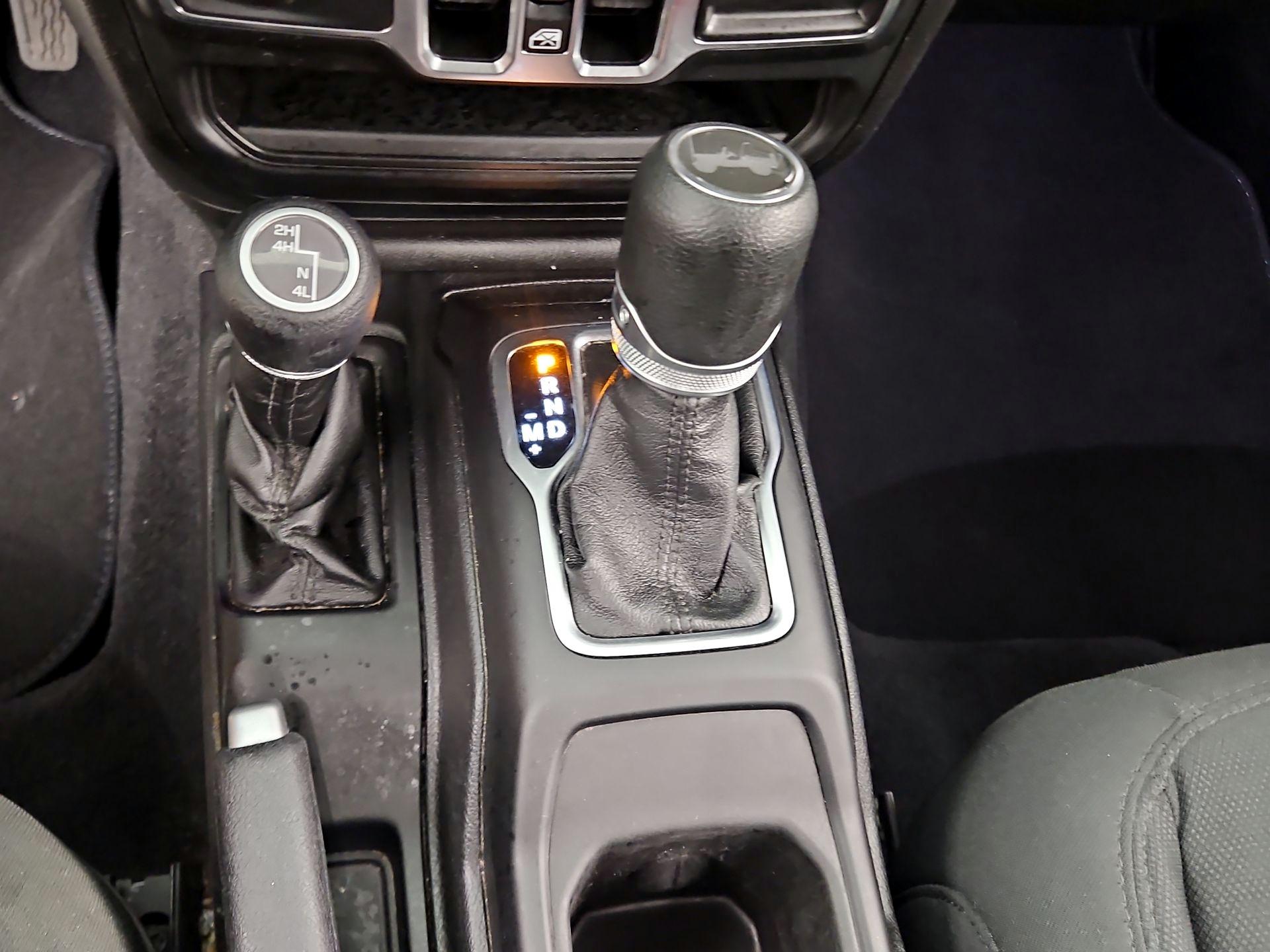 Thumbnail: 2021 Jeep Wrangler - 17