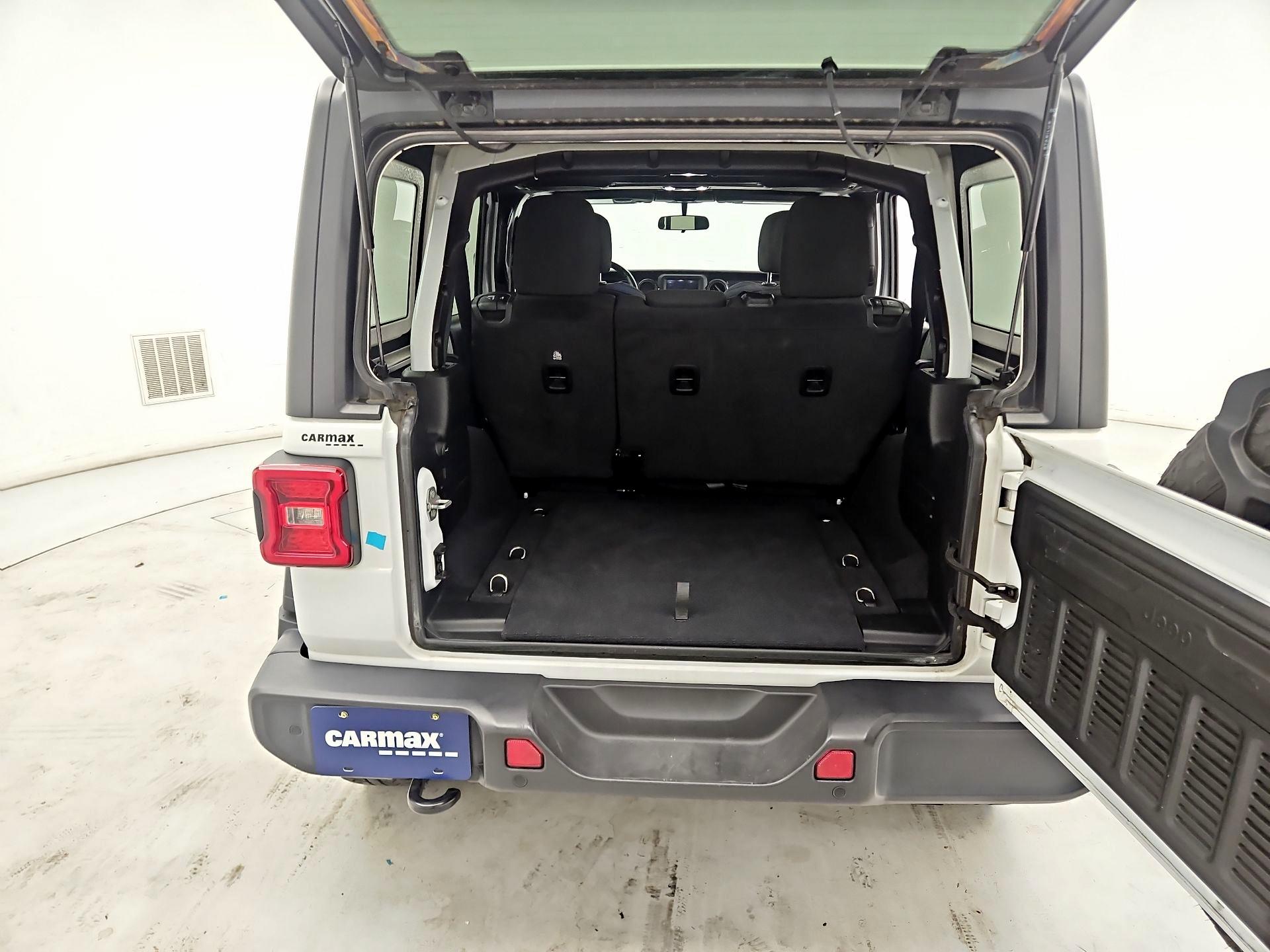 Thumbnail: 2021 Jeep Wrangler - 20