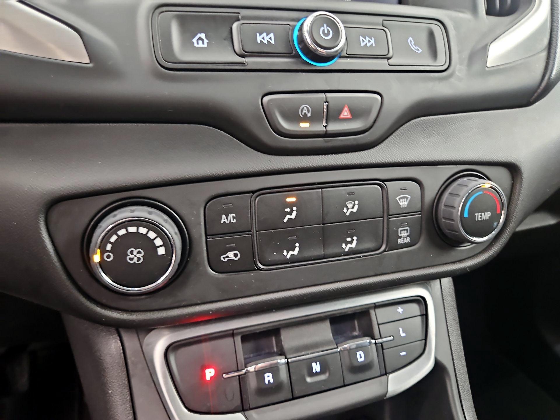 Thumbnail: 2024 GMC Terrain - 16