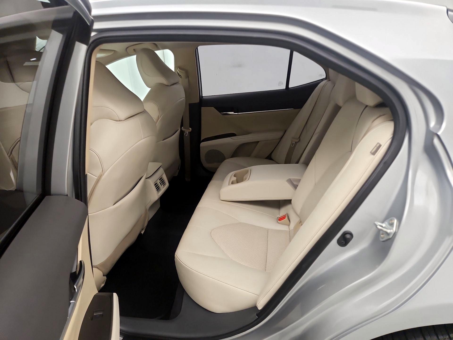 Thumbnail: 2021 Toyota Camry - 19