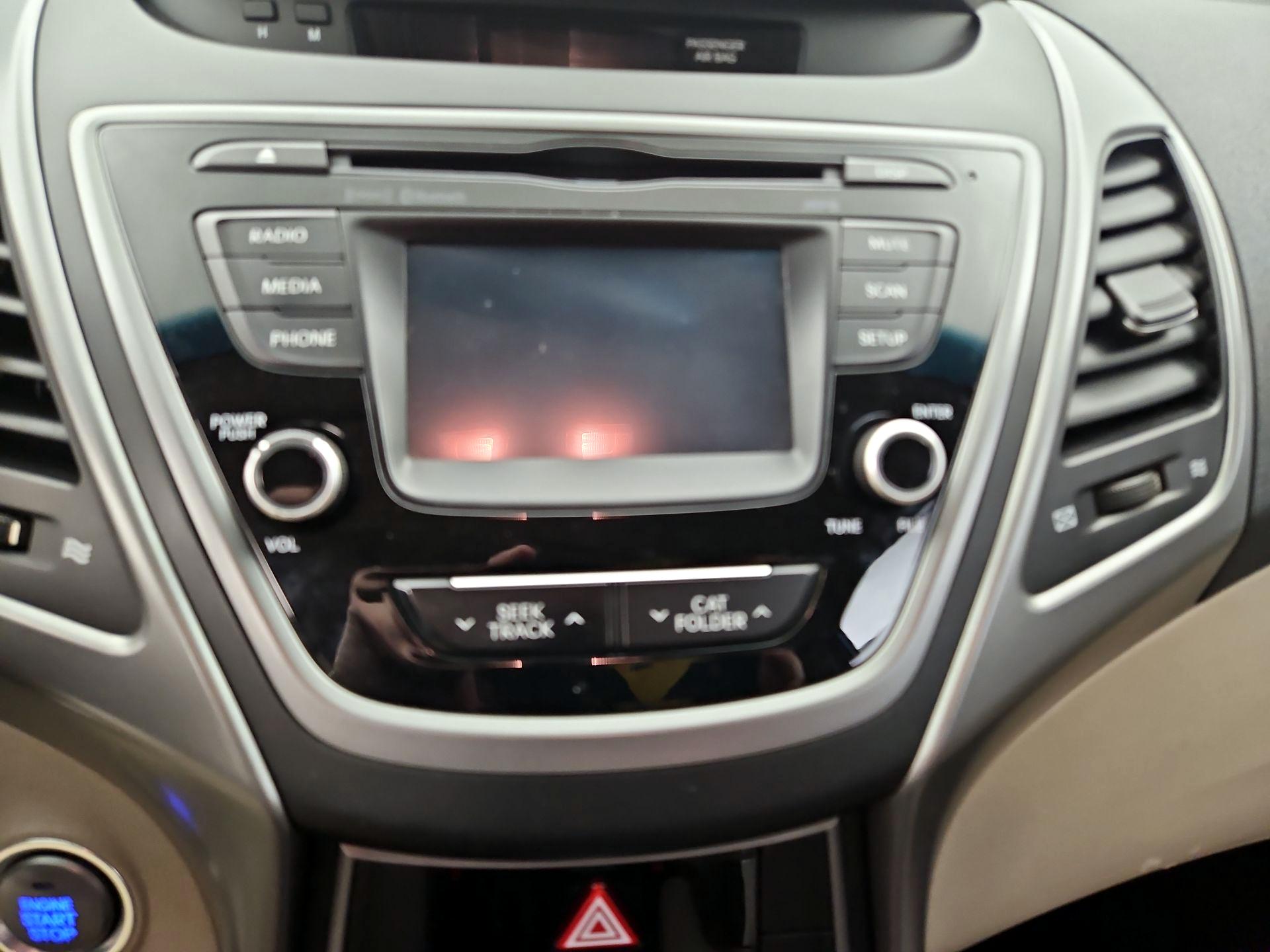 Thumbnail: 2016 Hyundai Elantra - 16