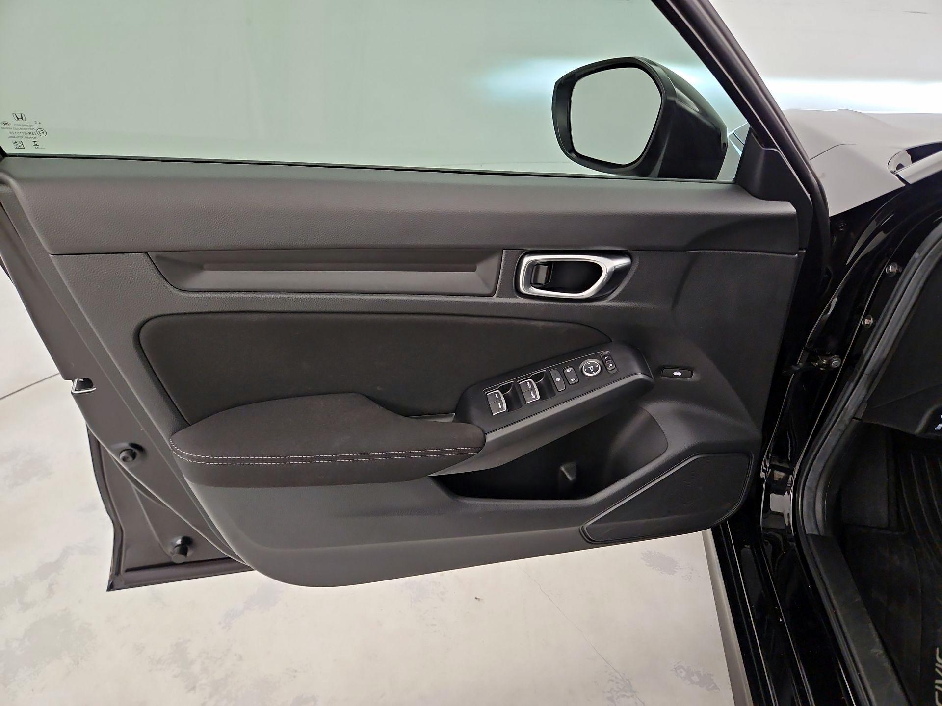 Thumbnail: 2024 Honda Civic - 12