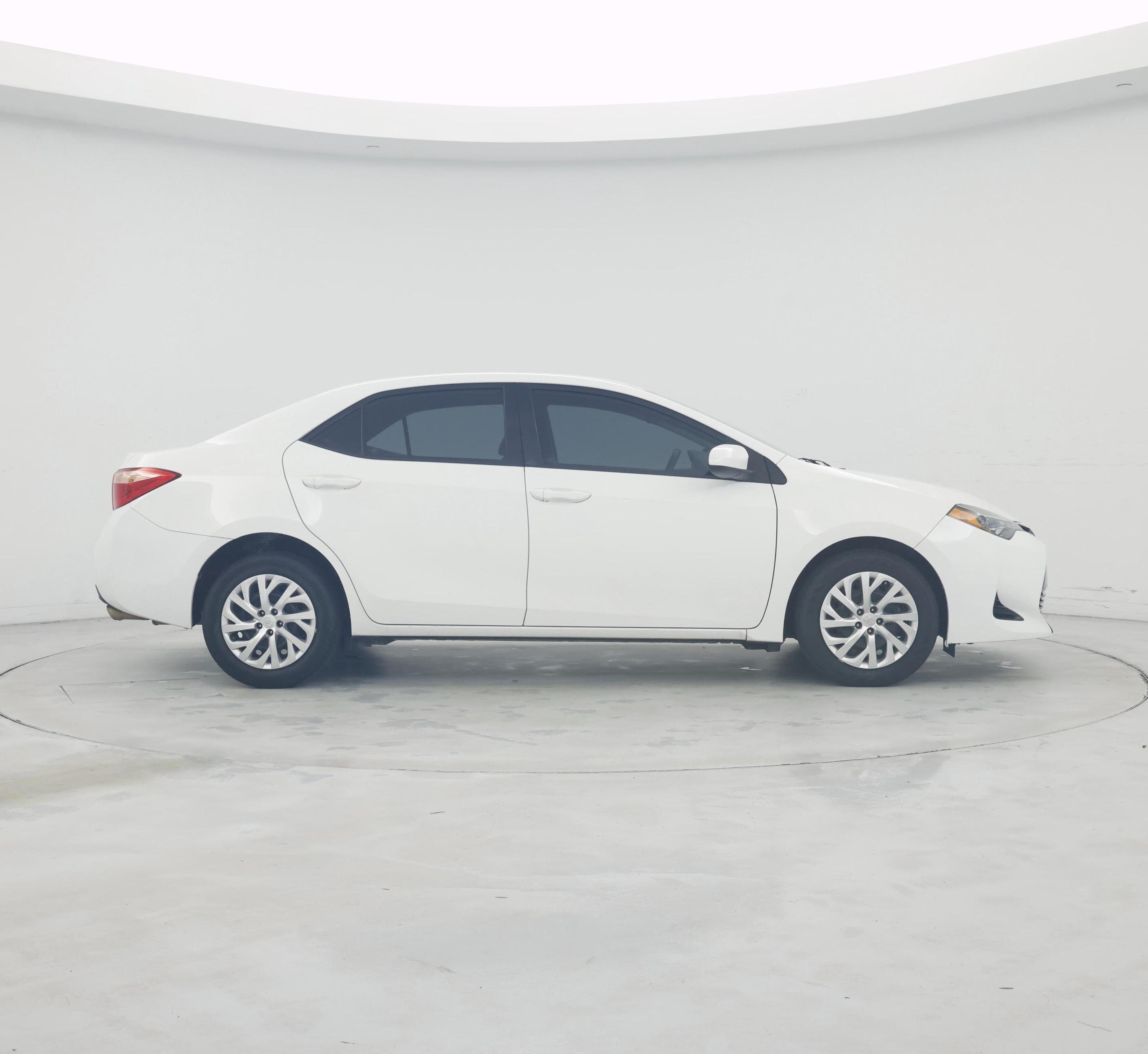 Thumbnail: 2018 Toyota Corolla - 7