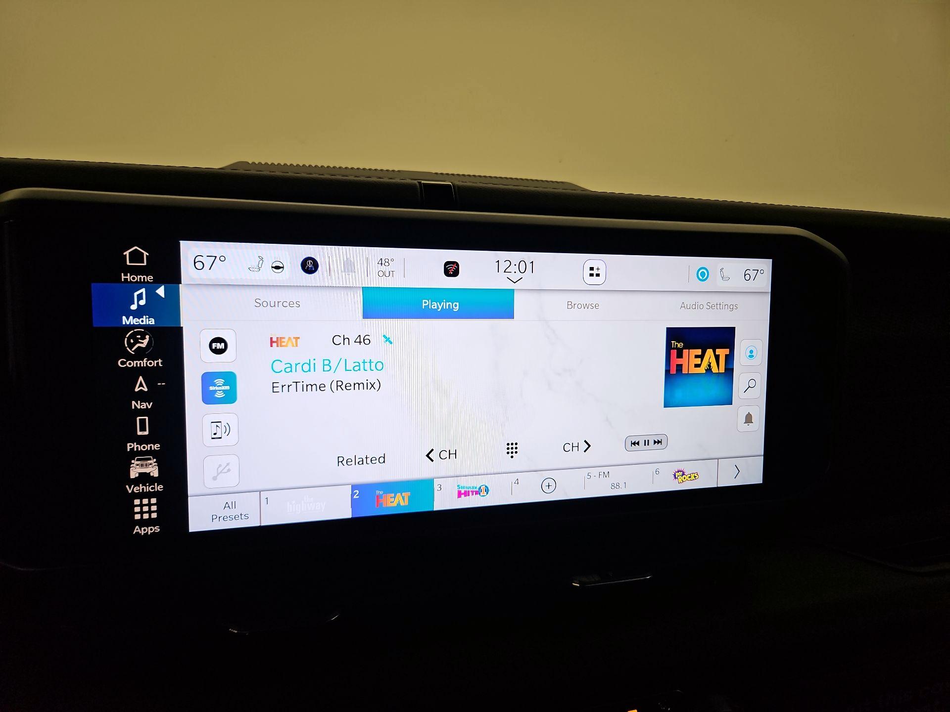 Thumbnail: 2024 Jeep Wrangler - 16