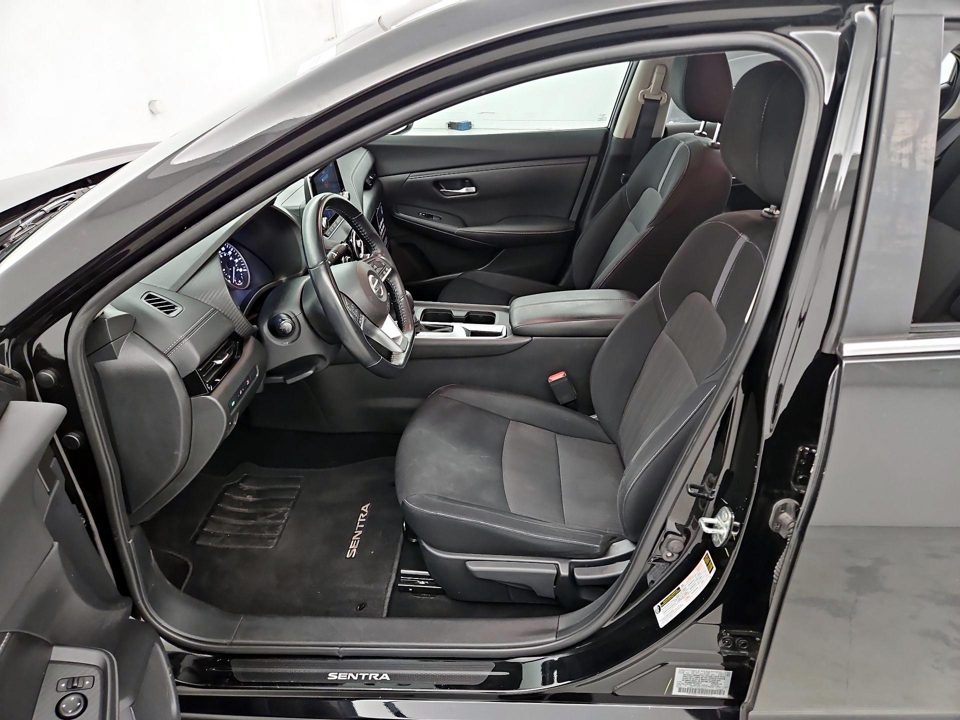 Thumbnail: 2022 Nissan Sentra - 11