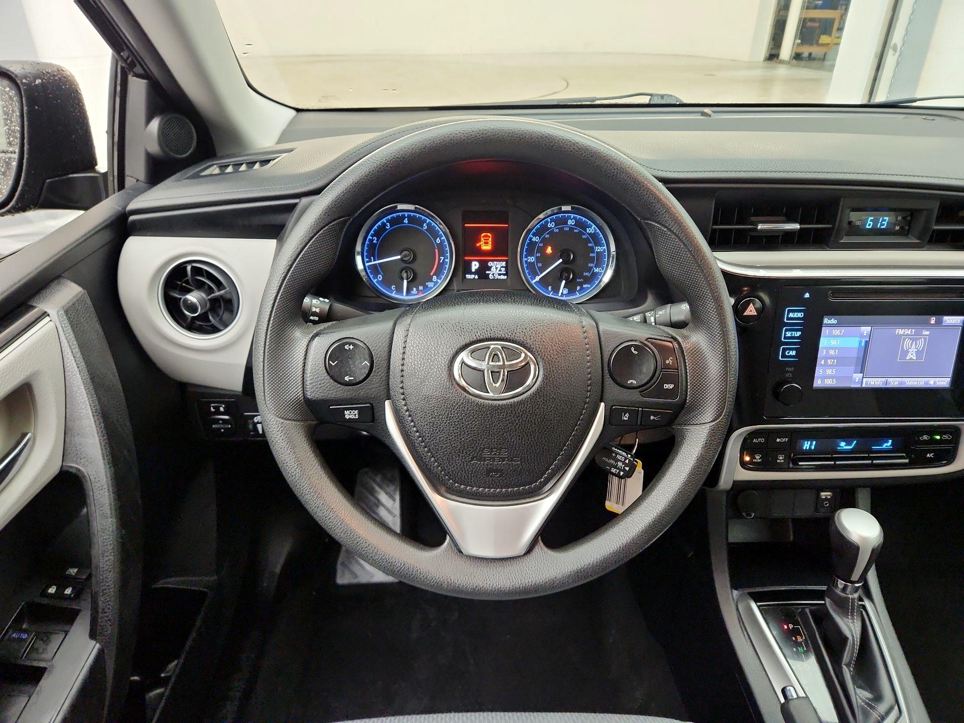 Thumbnail: 2017 Toyota Corolla - 10