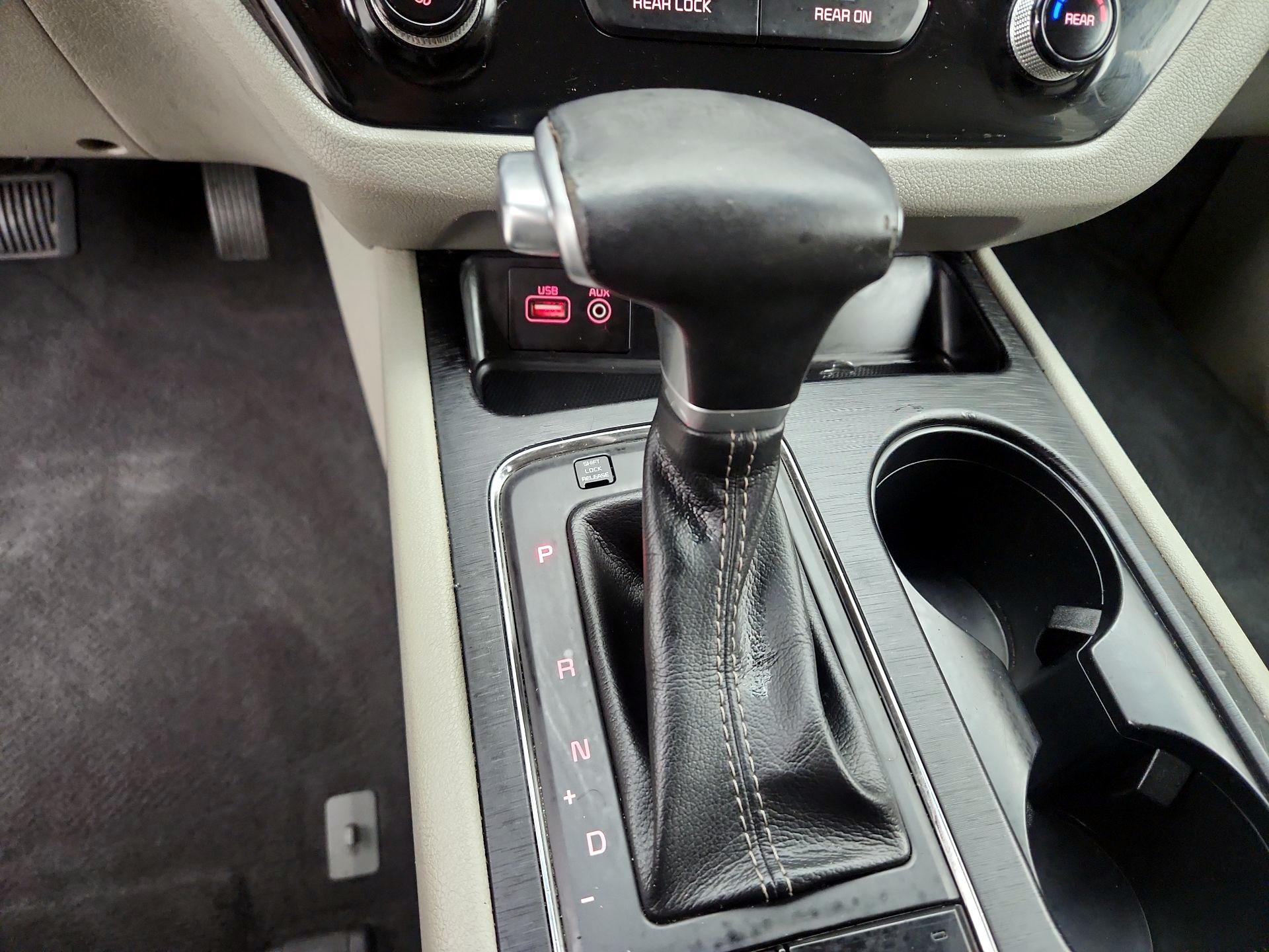 Thumbnail: 2017 Kia Sedona - 17