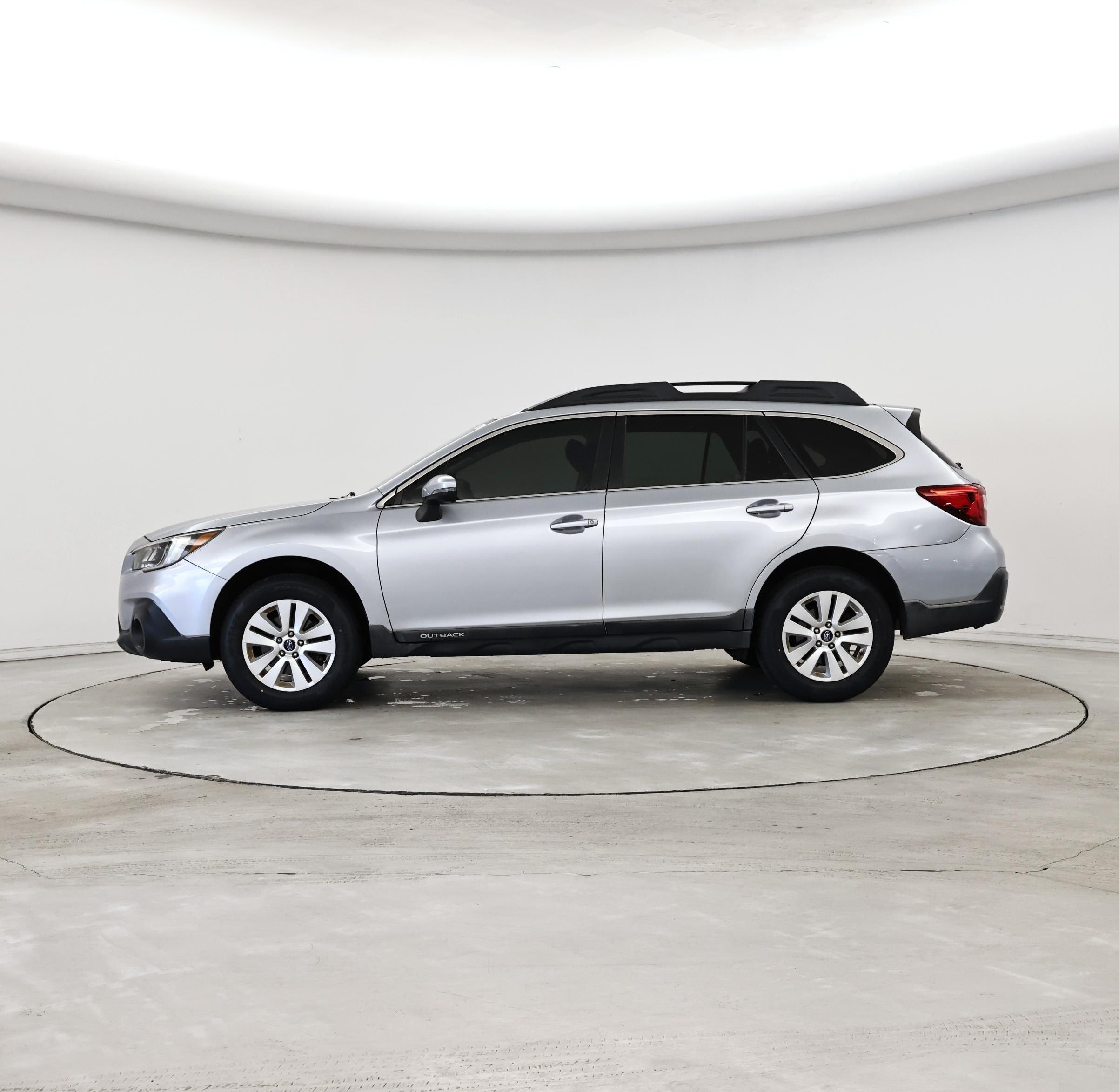 Thumbnail: 2019 Subaru Outback - 3