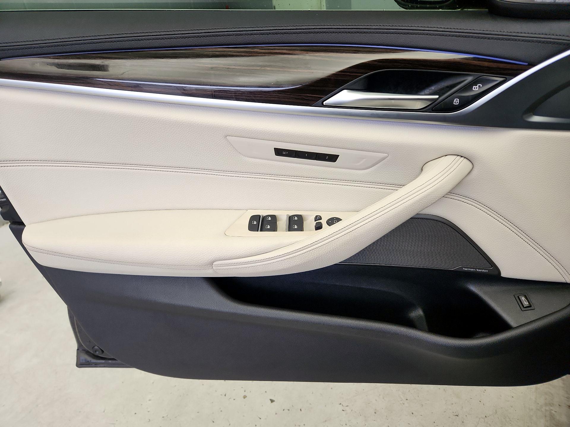 Thumbnail: 2017 BMW 5 Series - 12