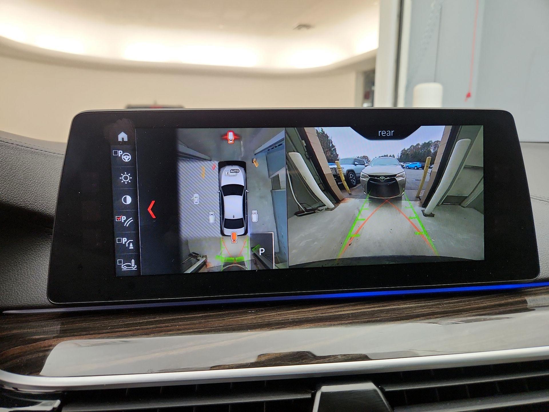 Thumbnail: 2017 BMW 5 Series - 15