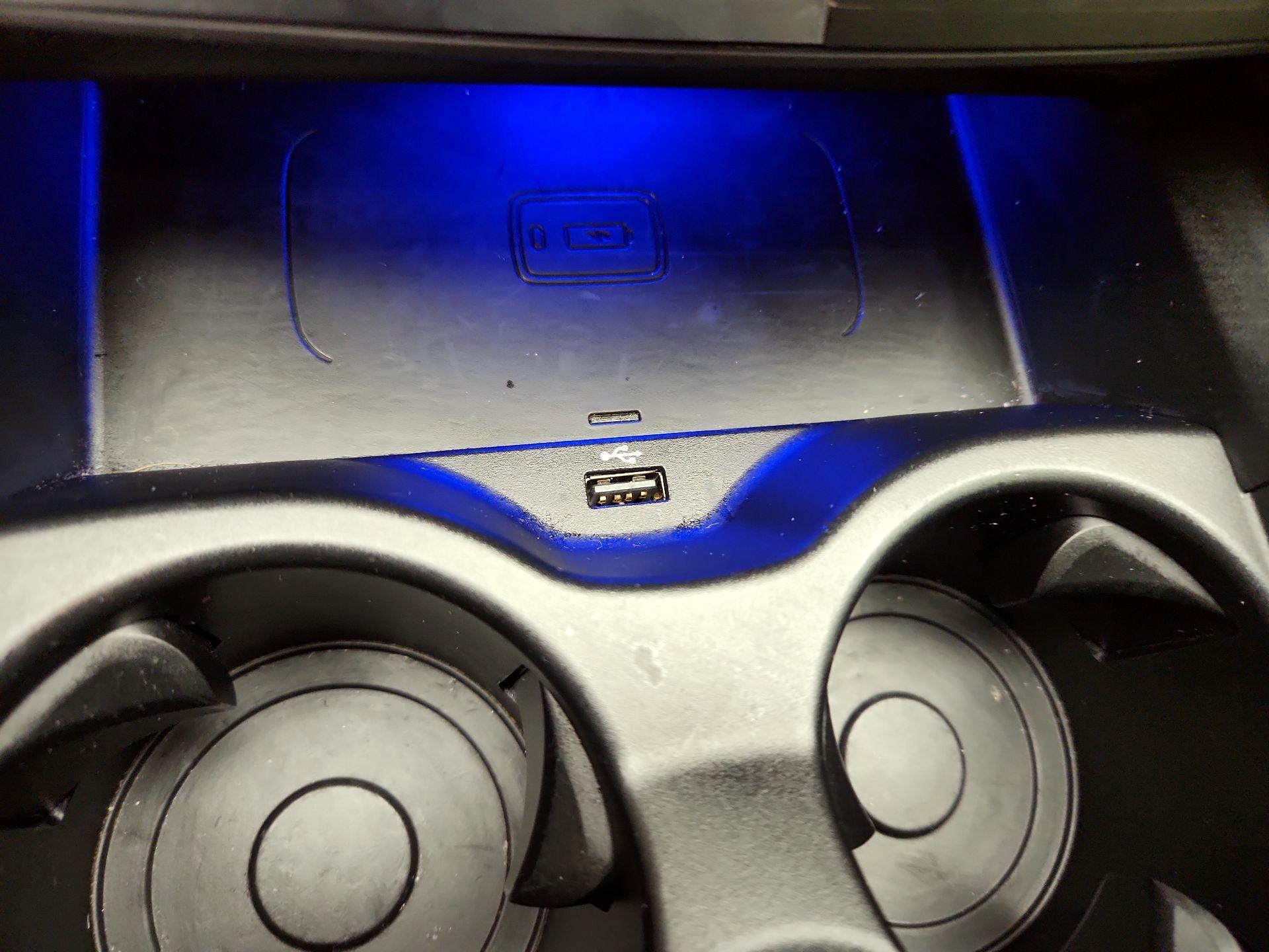 Thumbnail: 2017 BMW 5 Series - 19