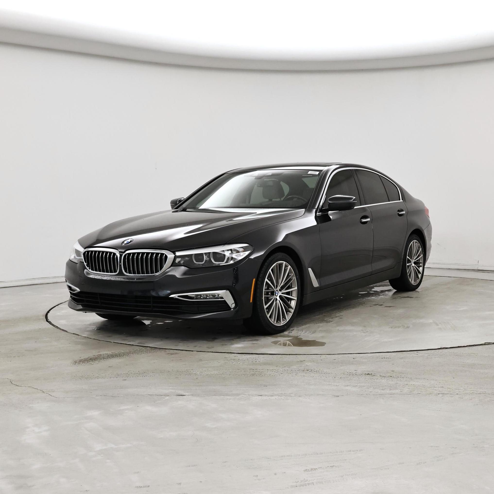 Thumbnail: 2017 BMW 5 Series - 4