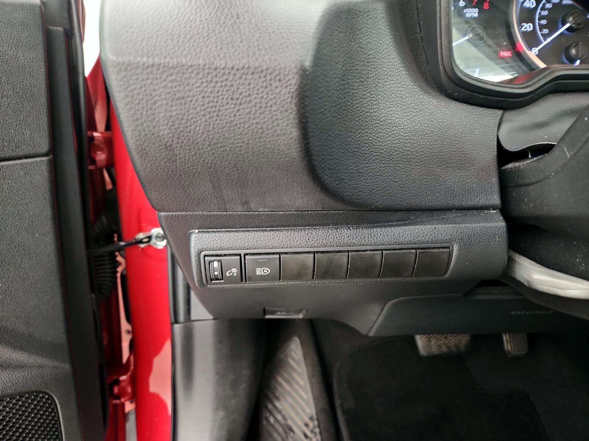 Thumbnail: 2021 Toyota Corolla - 13