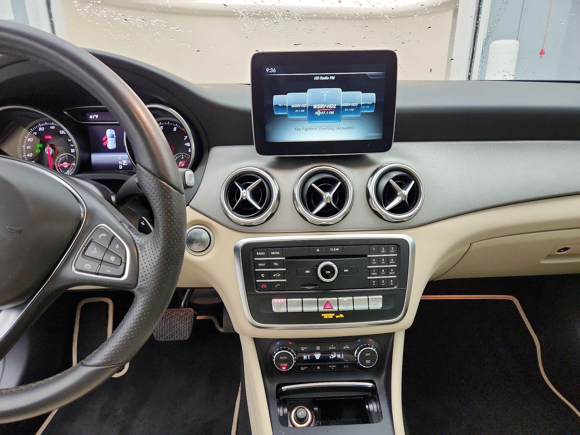 Thumbnail: 2018 Mercedes-Benz GLA - 9