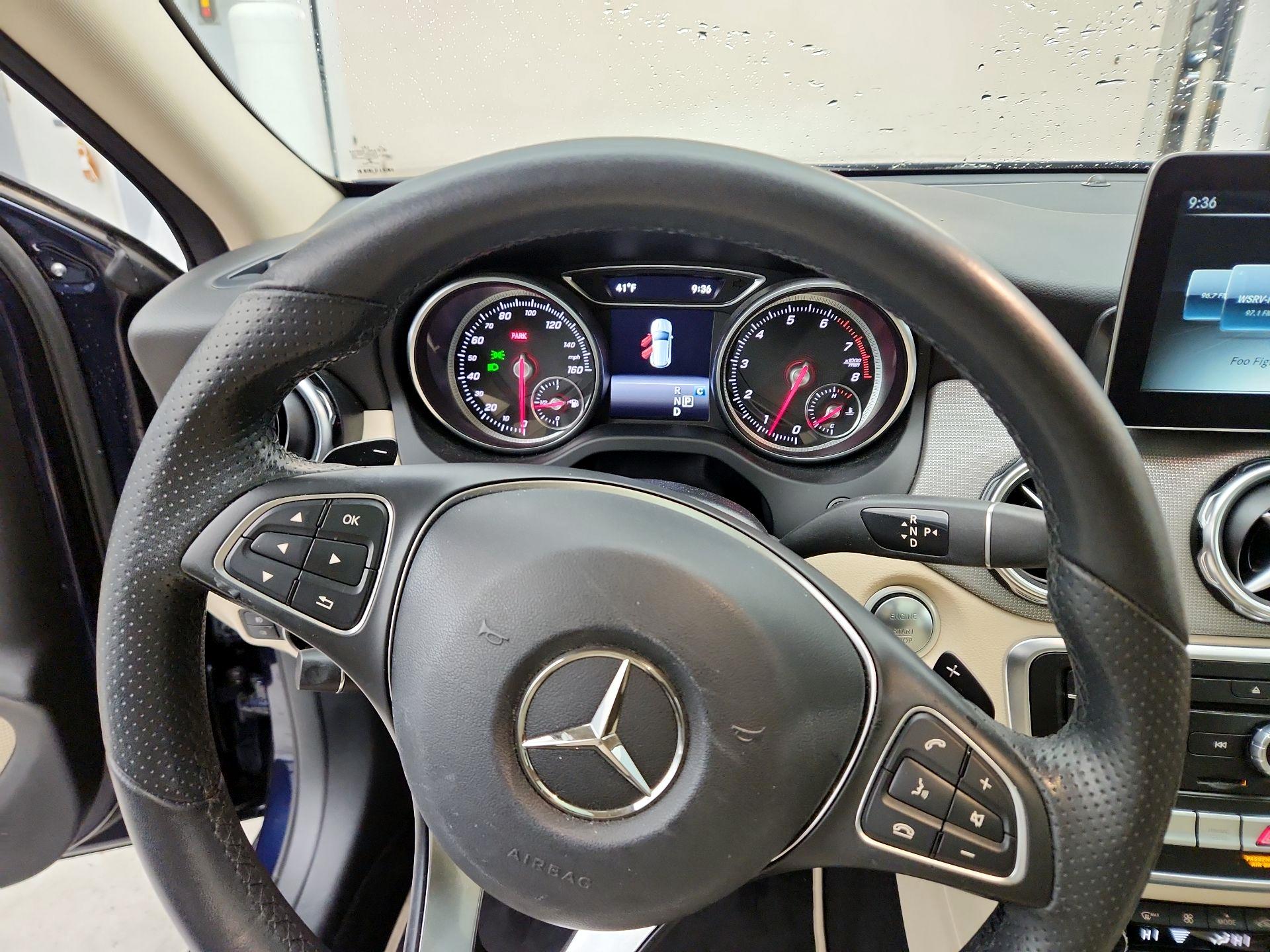 Thumbnail: 2018 Mercedes-Benz GLA - 10