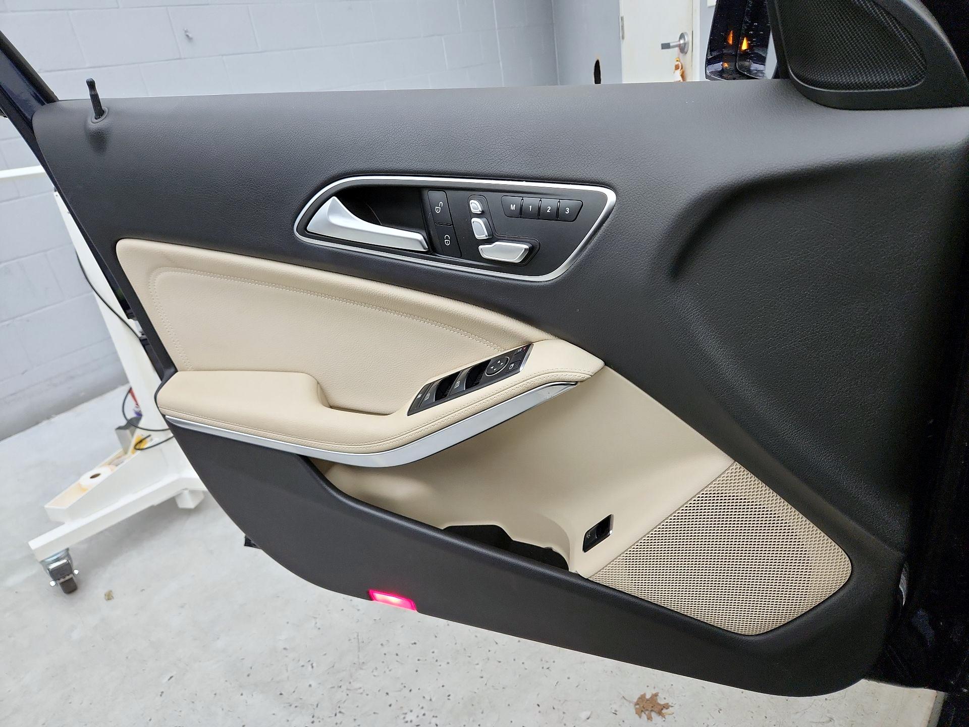 Thumbnail: 2018 Mercedes-Benz GLA - 12