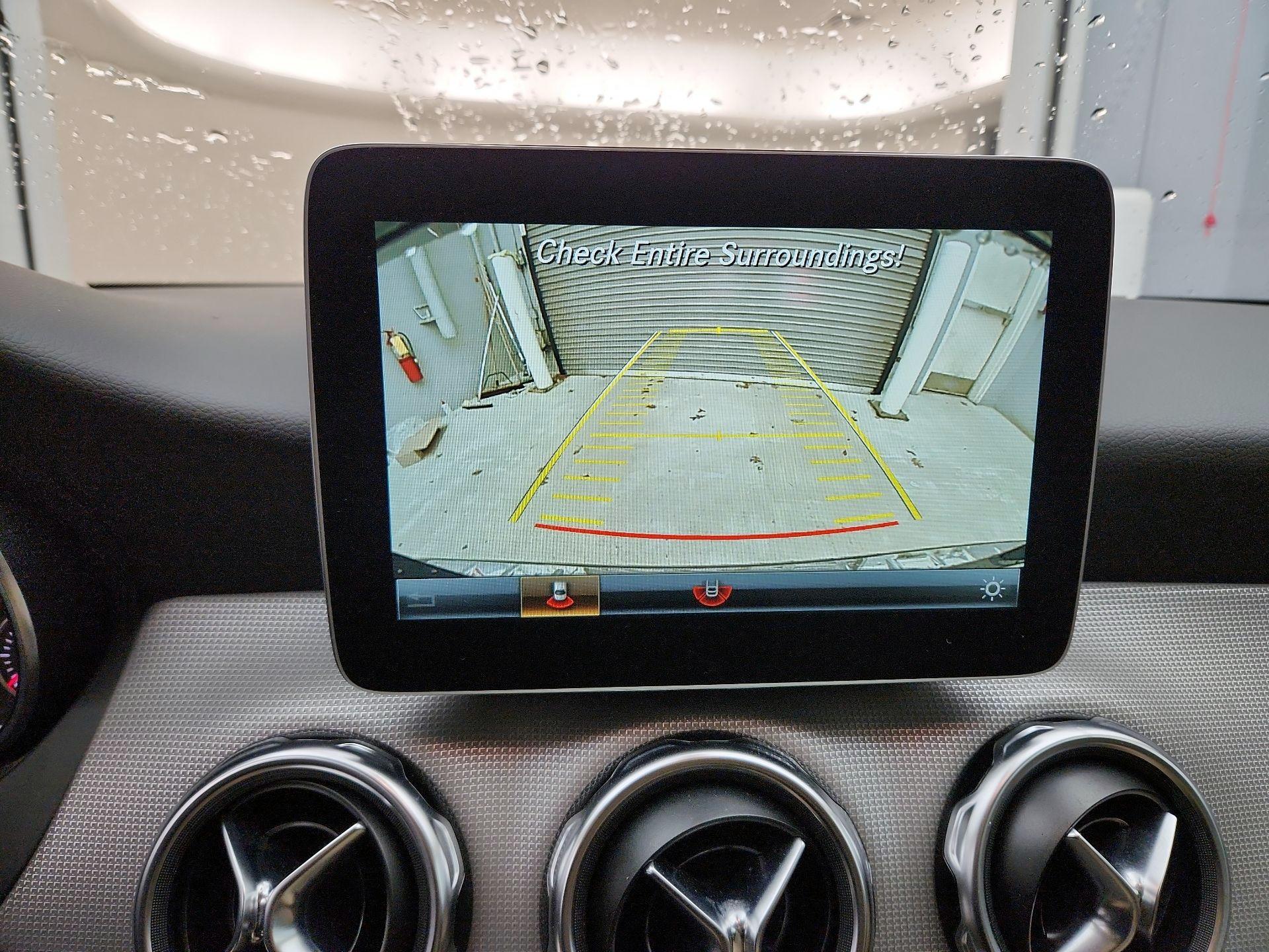 Thumbnail: 2018 Mercedes-Benz GLA - 14