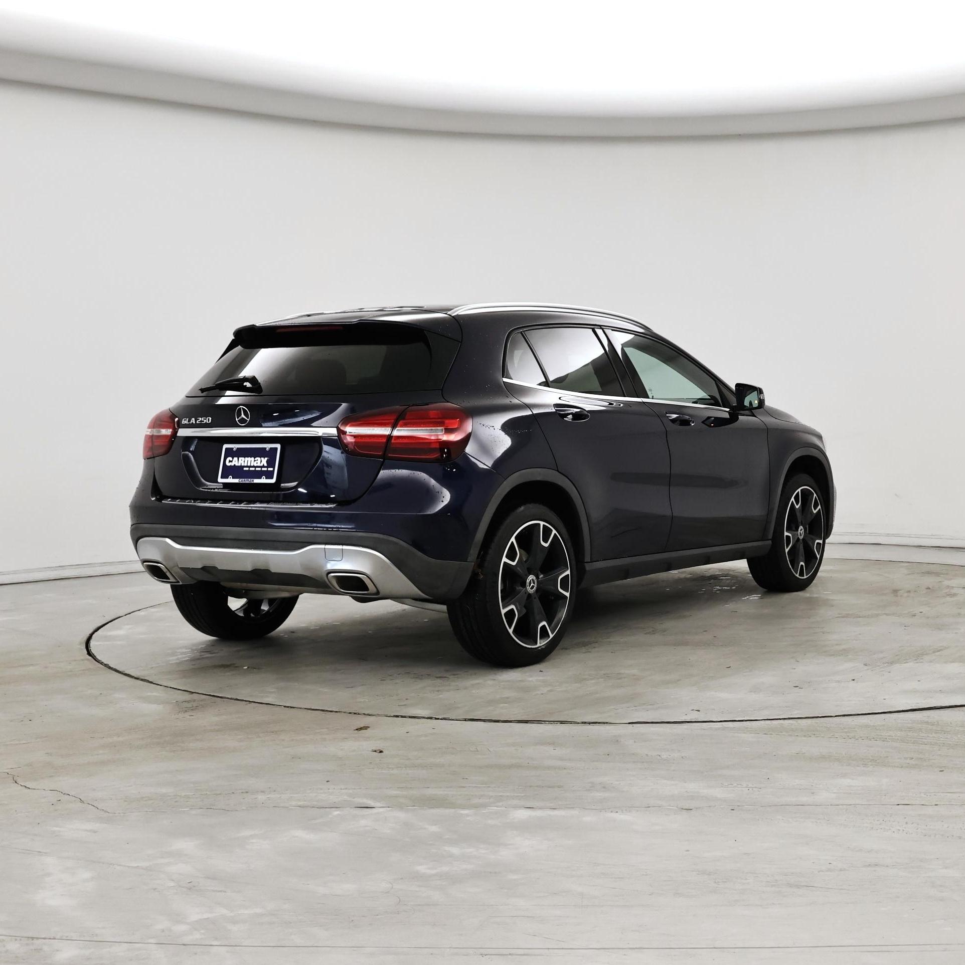 Thumbnail: 2018 Mercedes-Benz GLA - 8