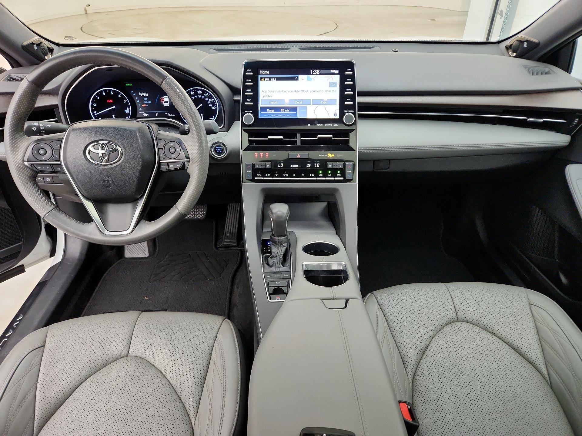 Thumbnail: 2019 Toyota Avalon - 9