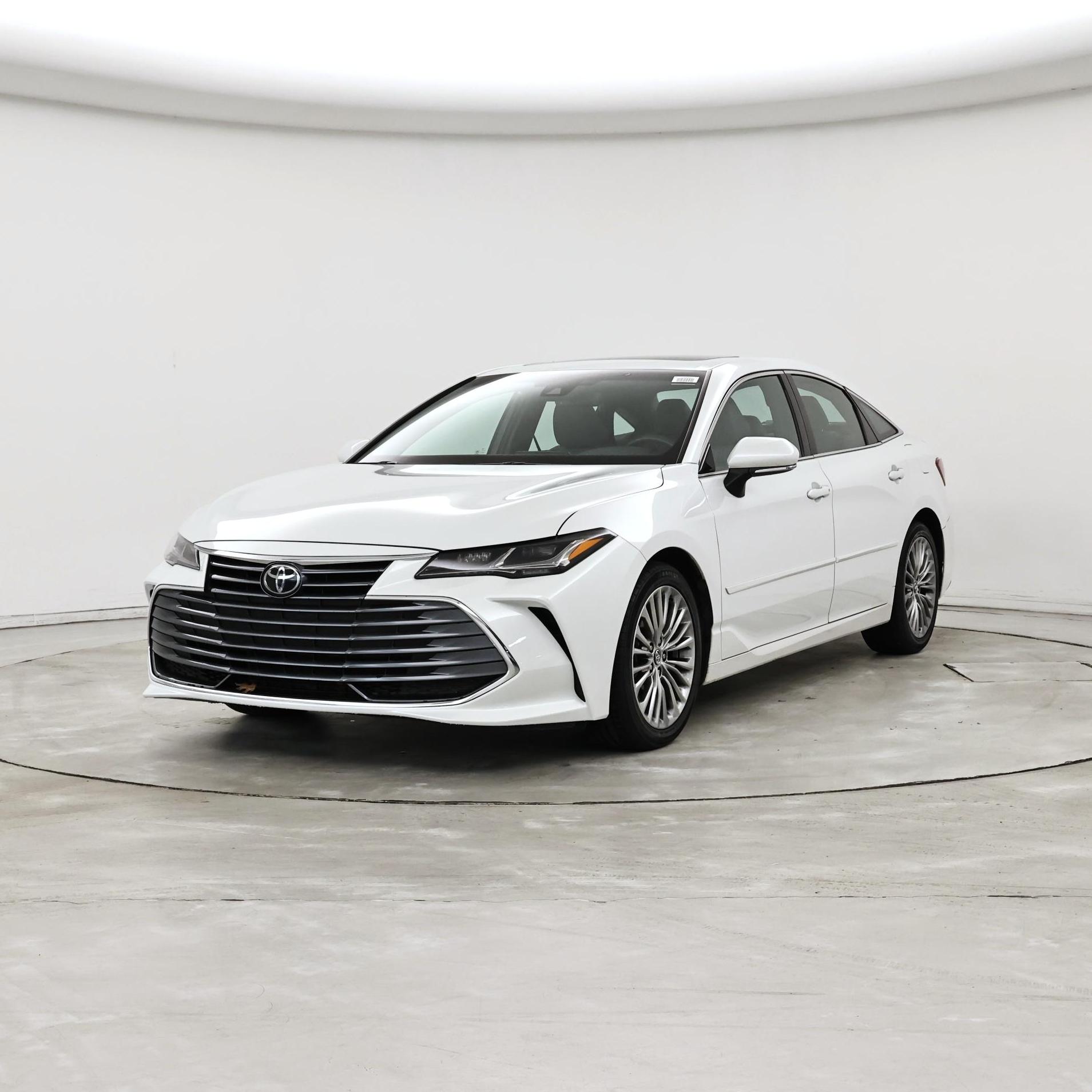 Thumbnail: 2019 Toyota Avalon - 4